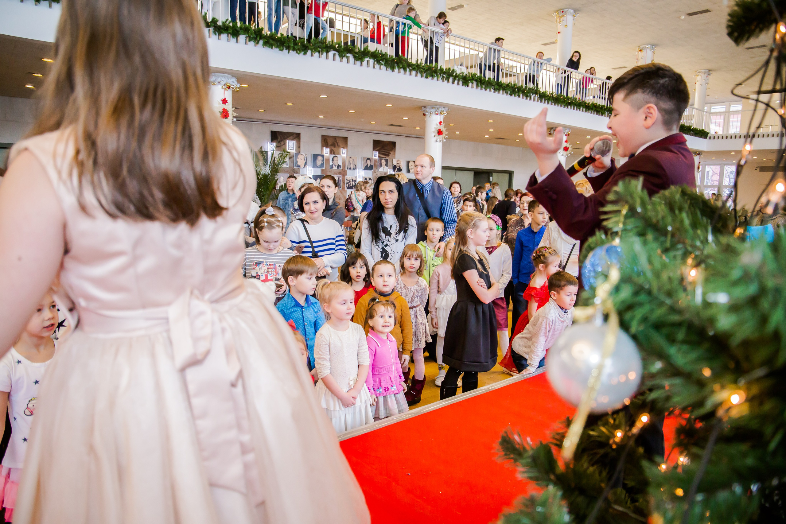 Репортаж — детская елка в БКЗ. Свадебный и семейный фотограф в Санкт-Петербурге Макеева Наталья
