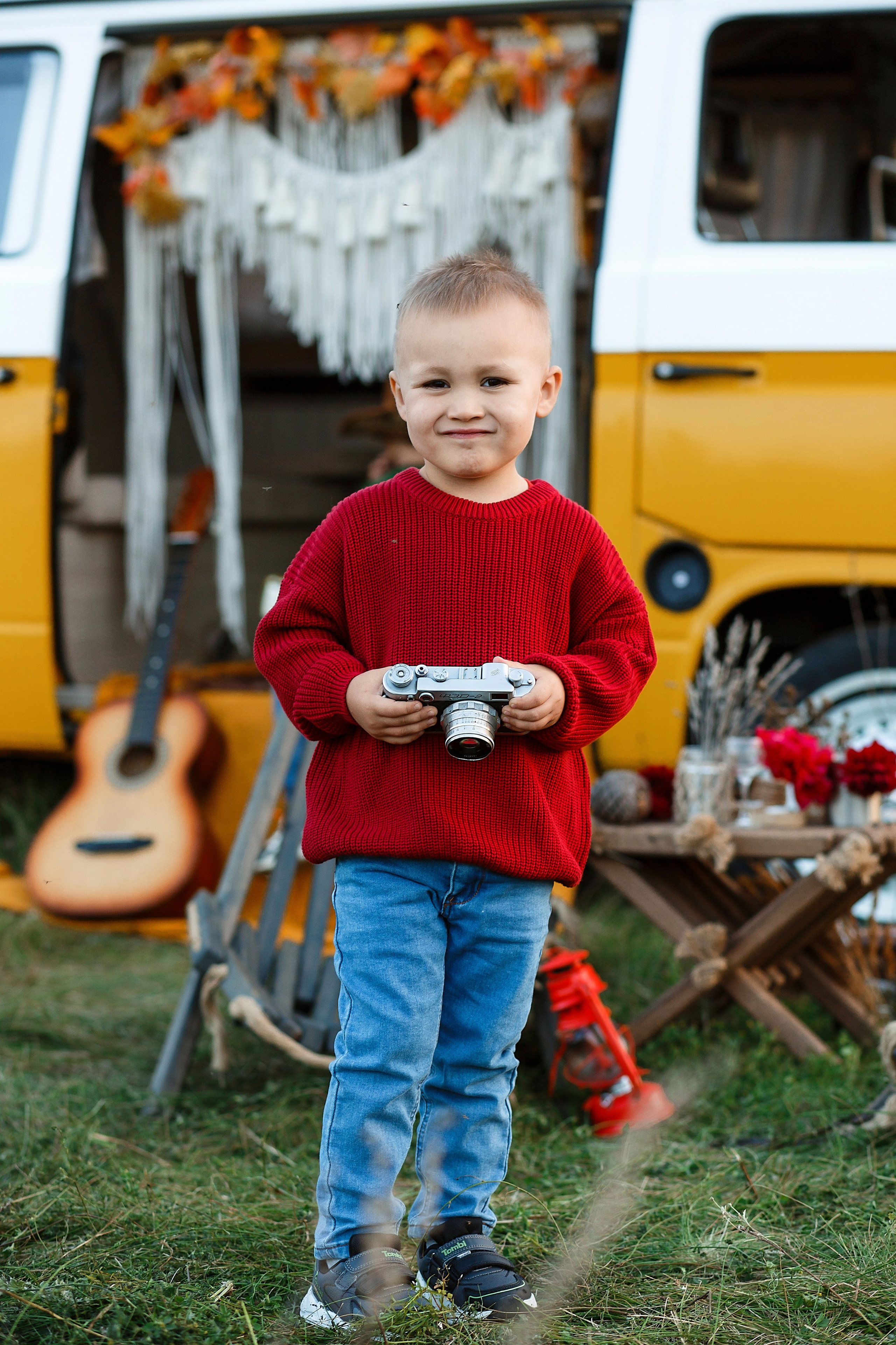 Желтый фургон. Семейный и детский фотограф в Стерлитамаке Разина Рахмангулова