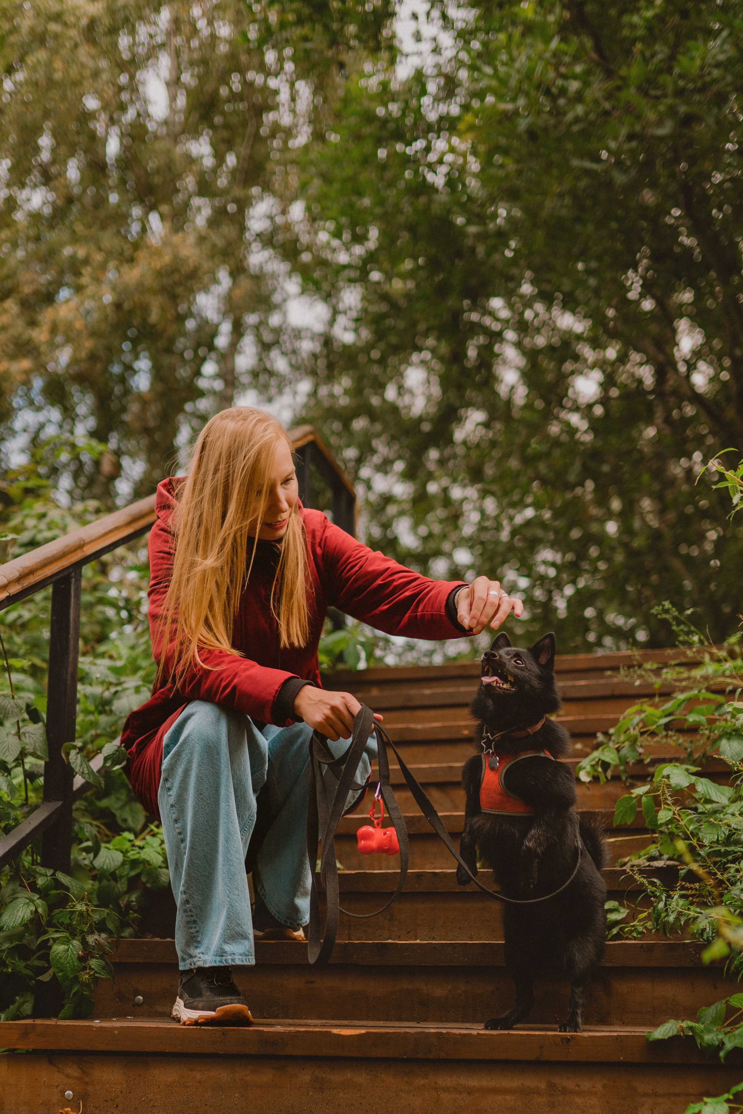 Евгения и Акула. Фотограф анималист в Спб недорого Олеся Майорова