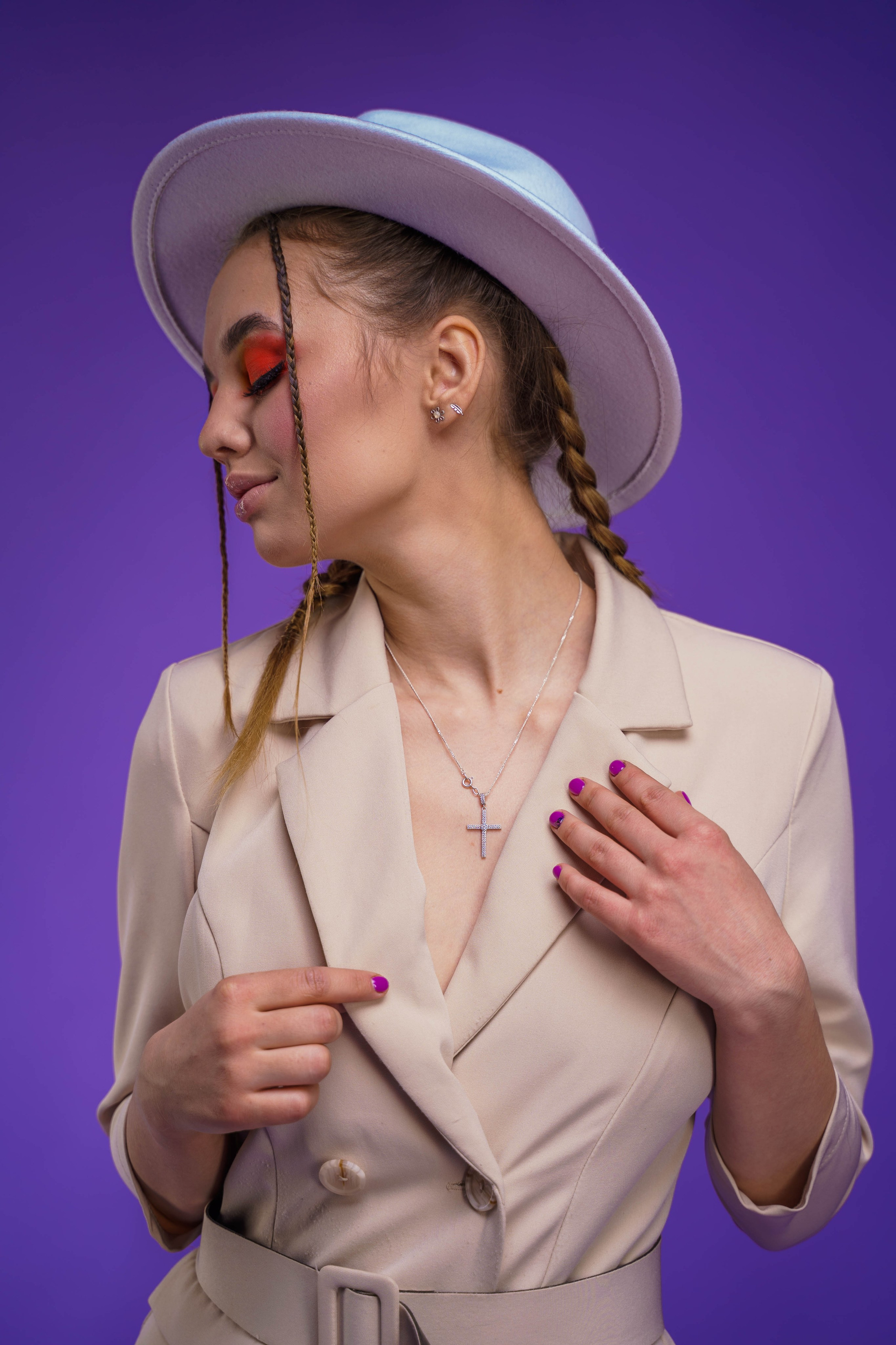 Студийный минимализм. Виктория Алпеева — фотограф по любви