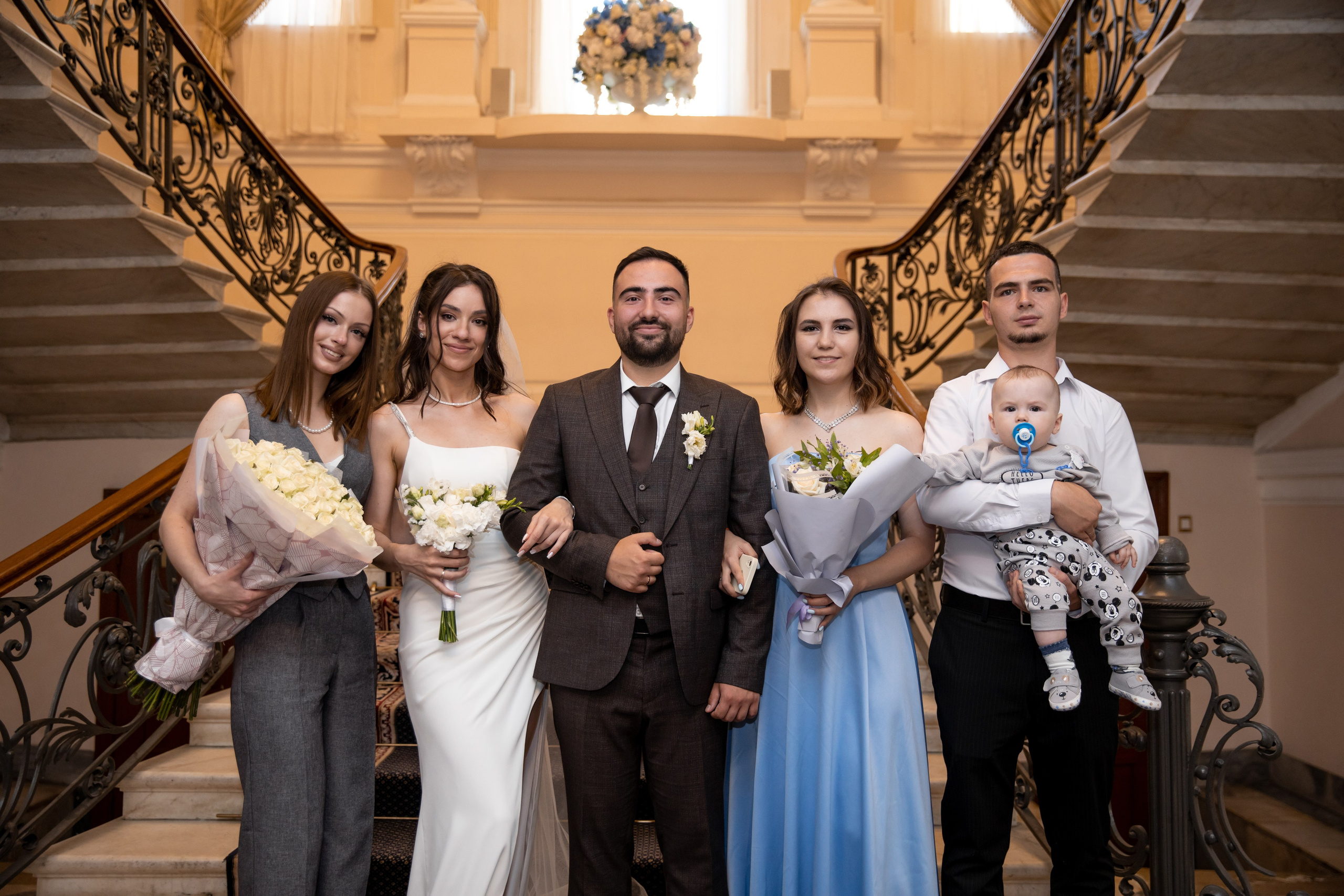 Анна и Александр / Прогулка + ЗАГС. Свадебный и семейный фотограф в Москве Диана Левченко