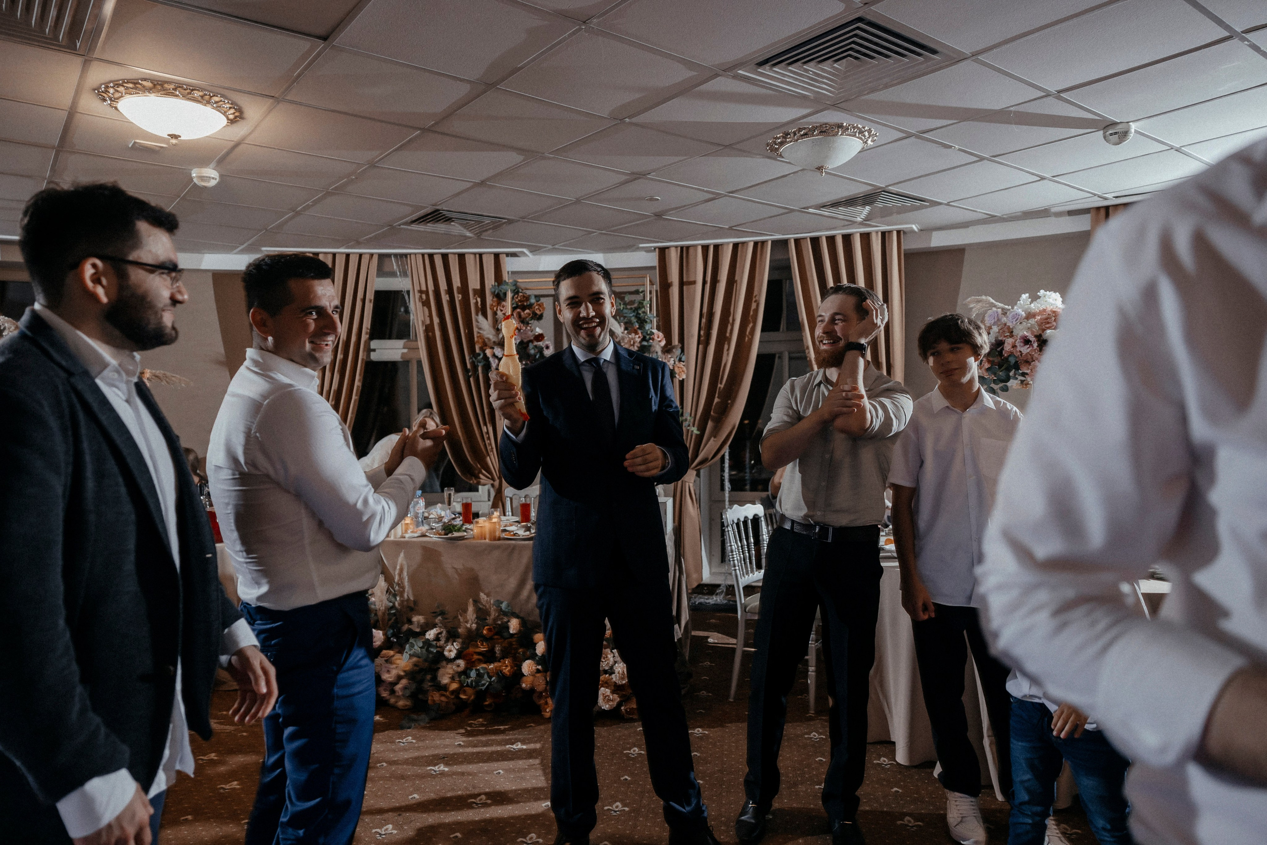 Такая тёплая осень. Свадебный фотограф в Москве