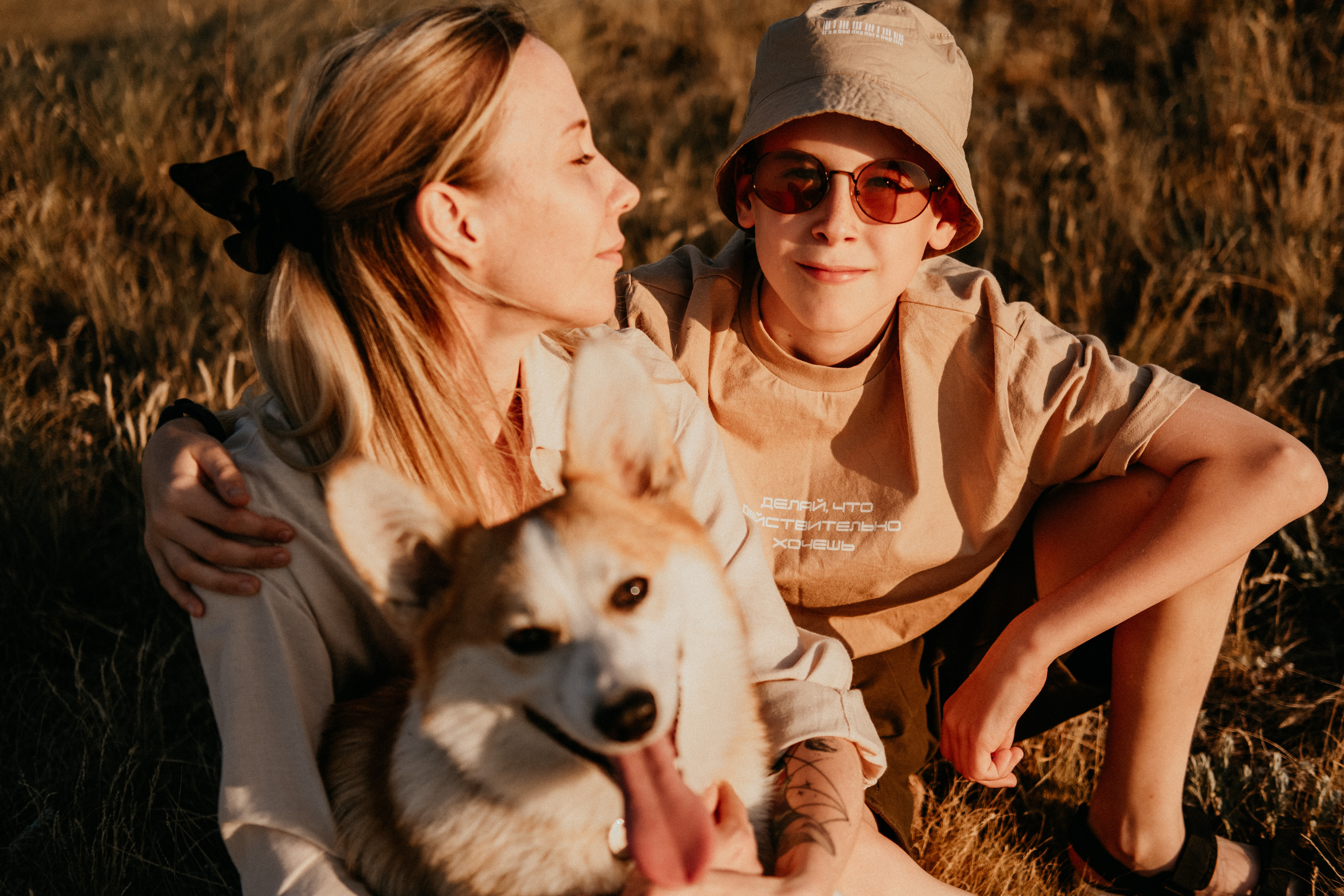Летний закат вместе с Бубой. Семейный фотограф в Оренбурге Юлия Зиборева