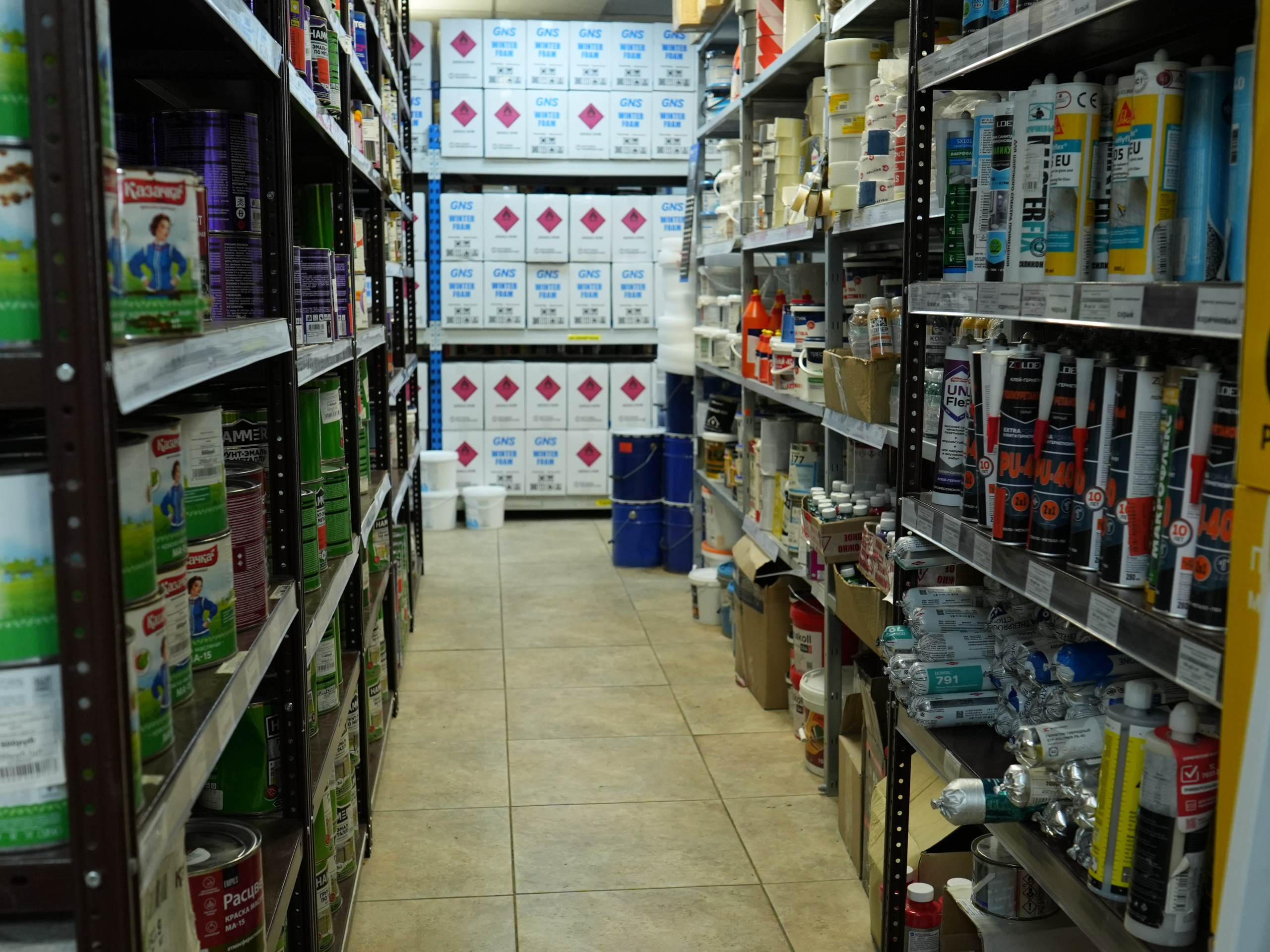 Герметики и пены. Строительный магазин низких цен Экономкин