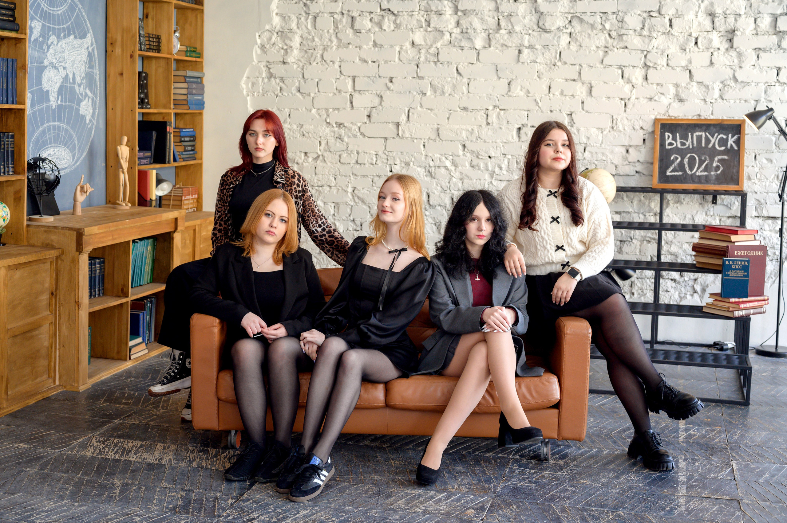 11 класс. студия. Фотограф новорожденных, семейный детский в Тюмени Татьяна Морозова