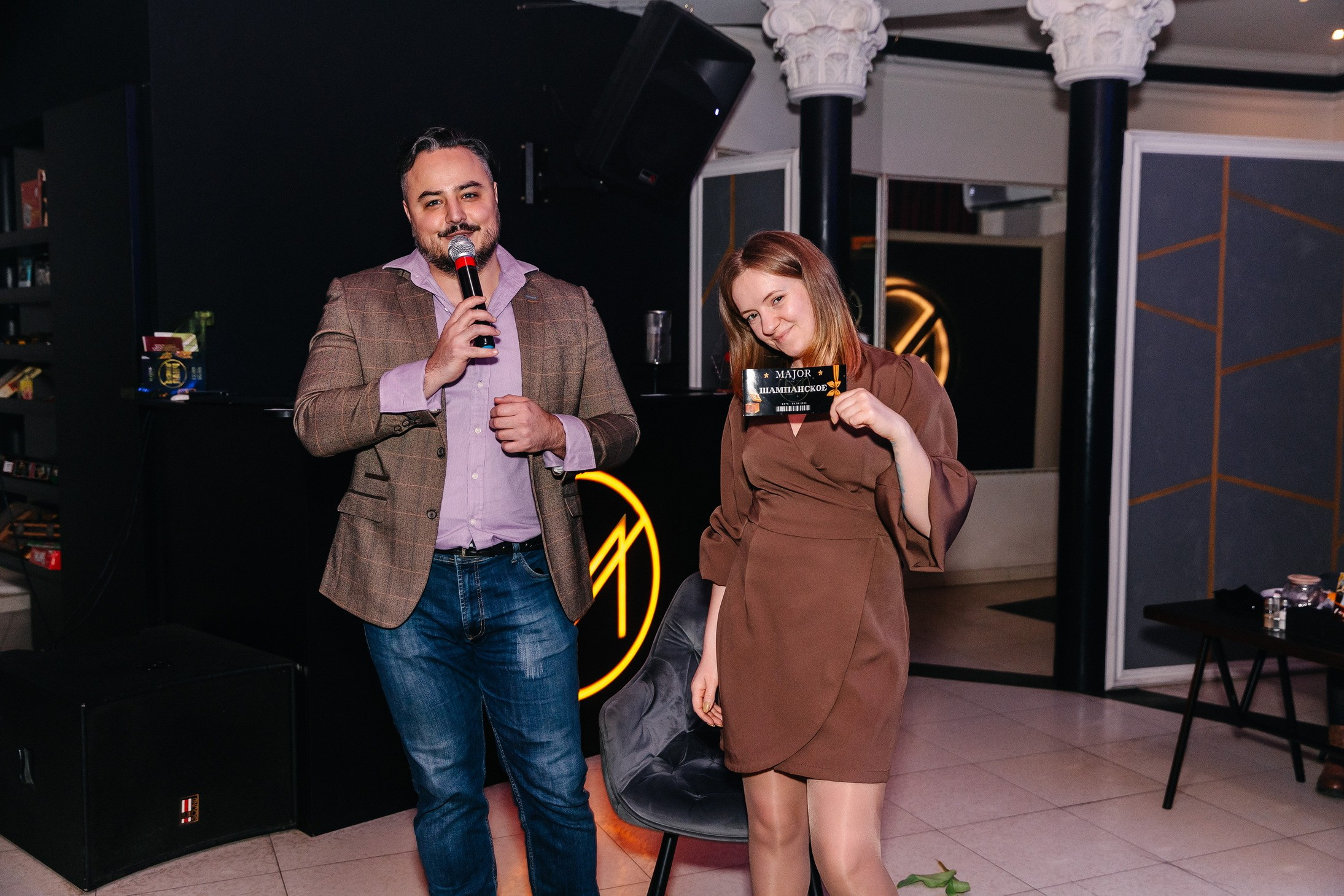 8 марта в лаунж-баре Major 2024. Свадебный, семейный и детский фотограф в Калининграде Елена Кравцова