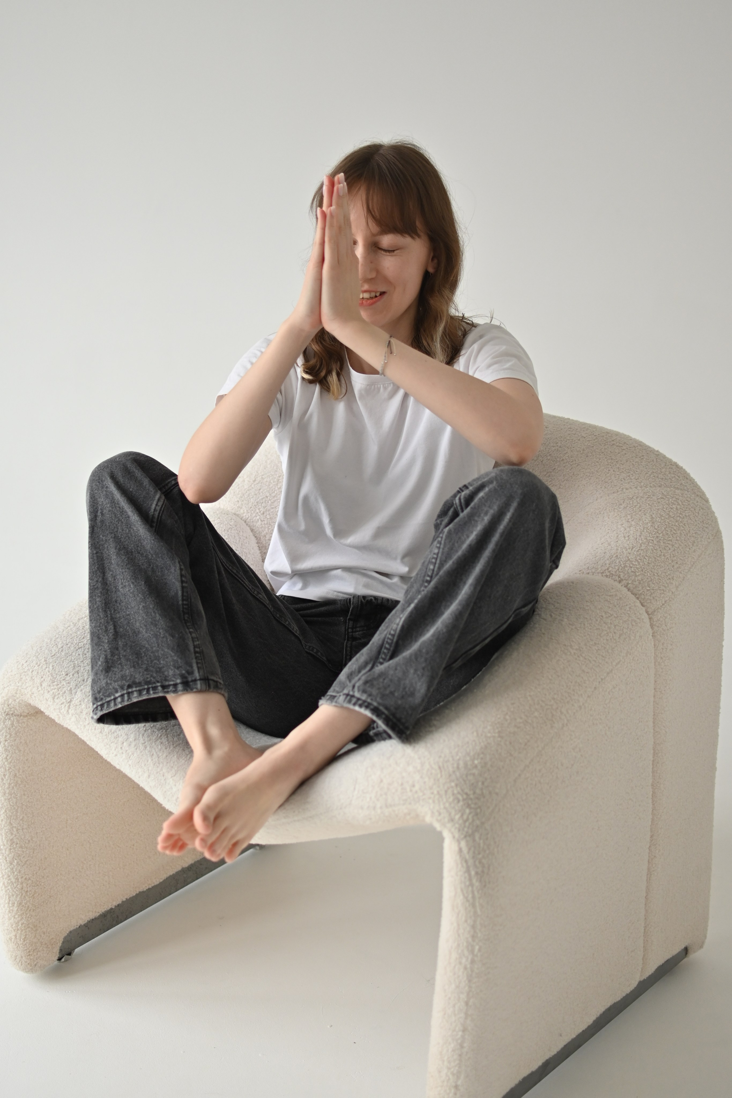 Съемка студия май 2024. Йогатерапевт Света Новикова