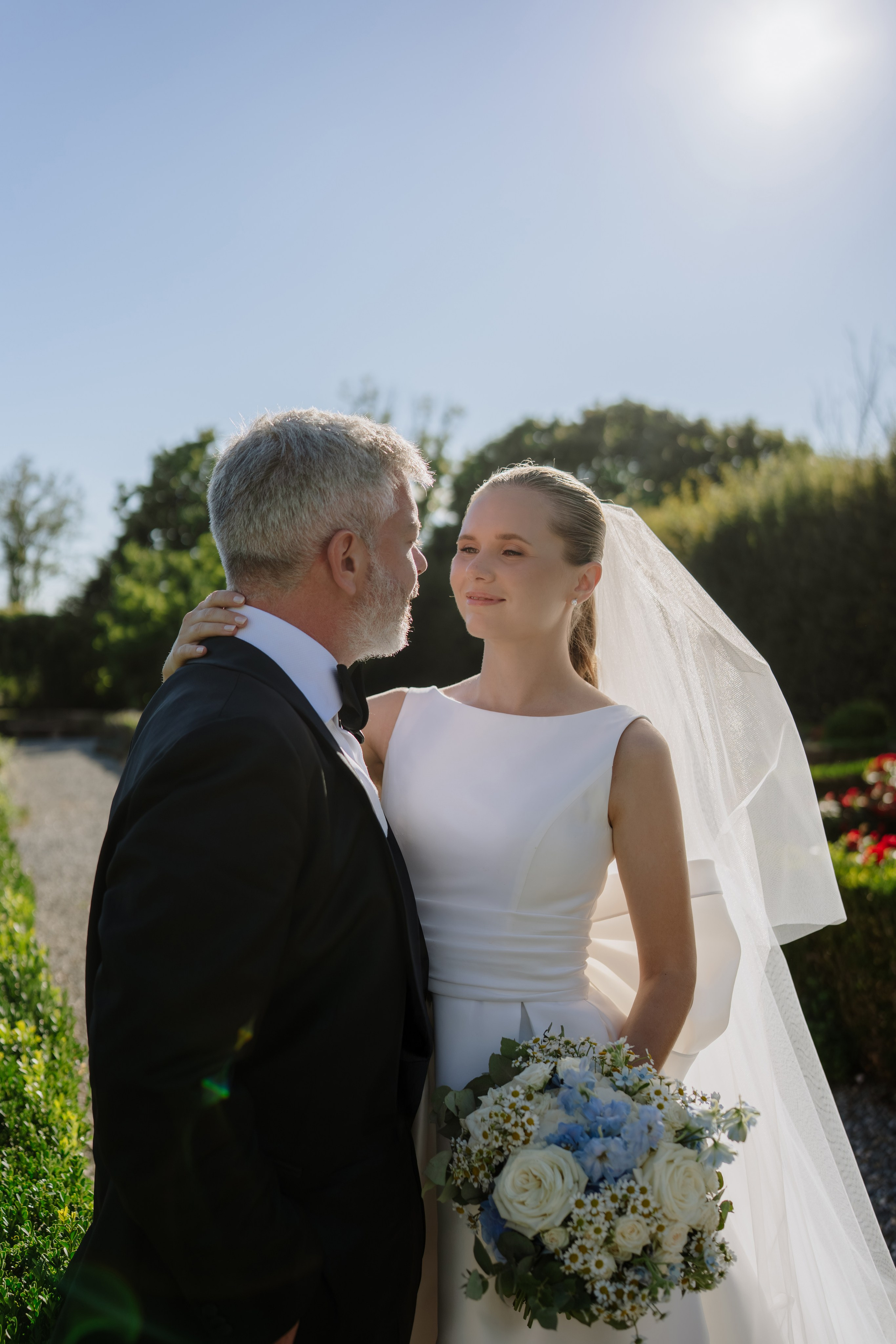Vera & Lorenzo | Biella, Italy. Professional Wedding Photographer Geneva & Romande Switzerland | Tanya Creator