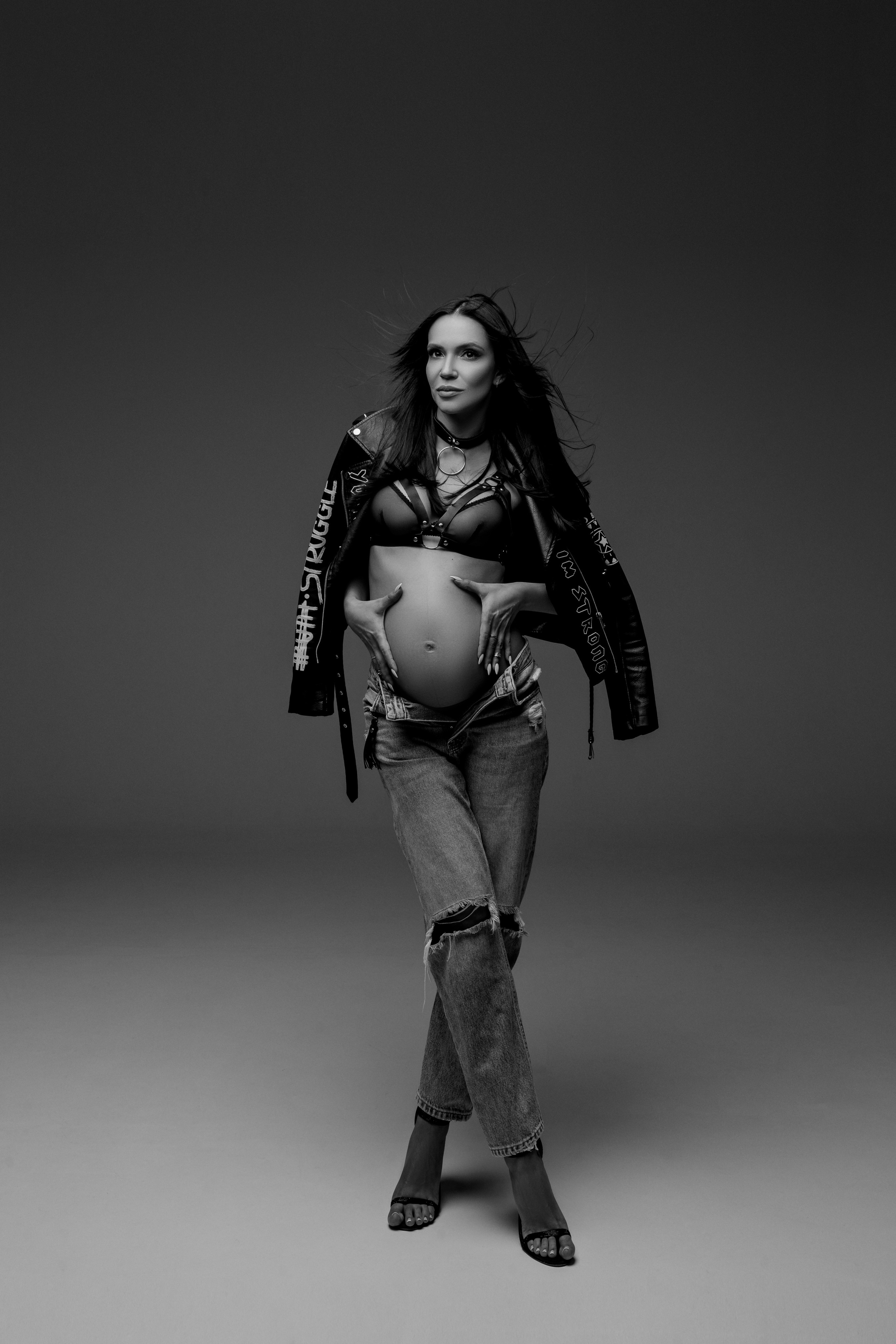 Rock Baby. NatalieDmi — фотосессия беременности, семейный фотограф, портрет