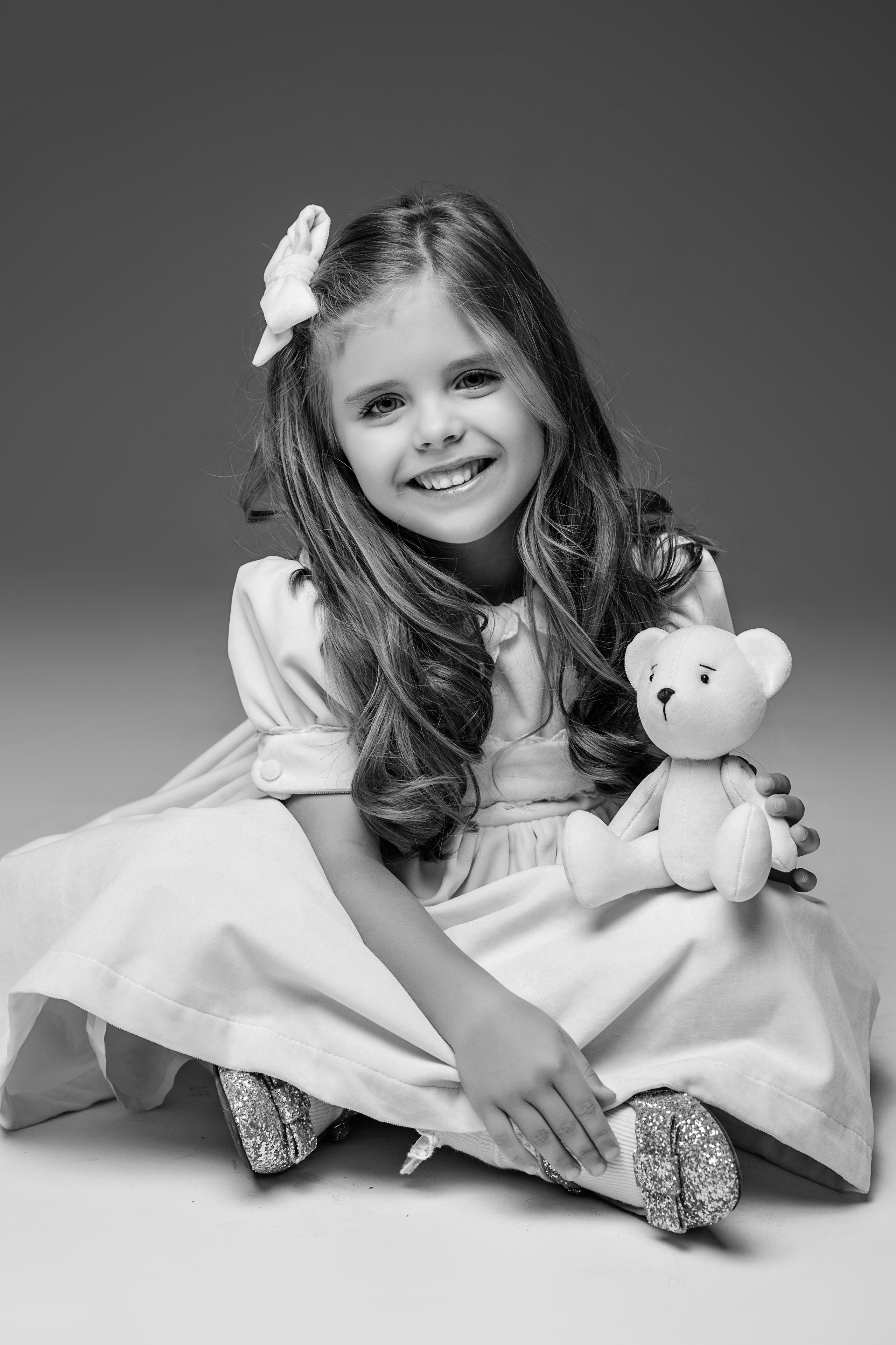 Ксения и Мира. NatalieDmi — фотосессия беременности, семейный фотограф, портрет