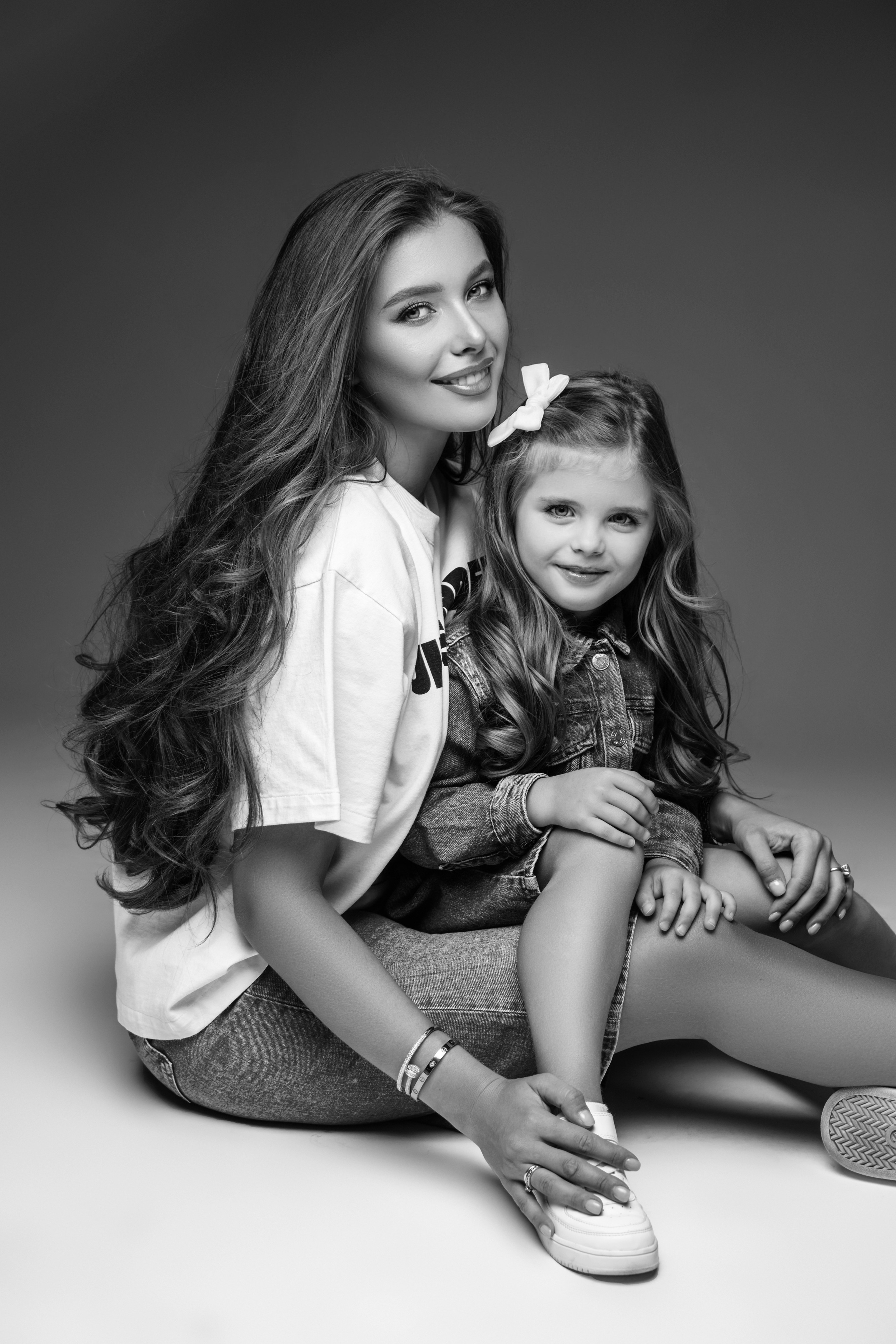 Ксения и Мира. NatalieDmi — фотосессия беременности, семейный фотограф, портрет