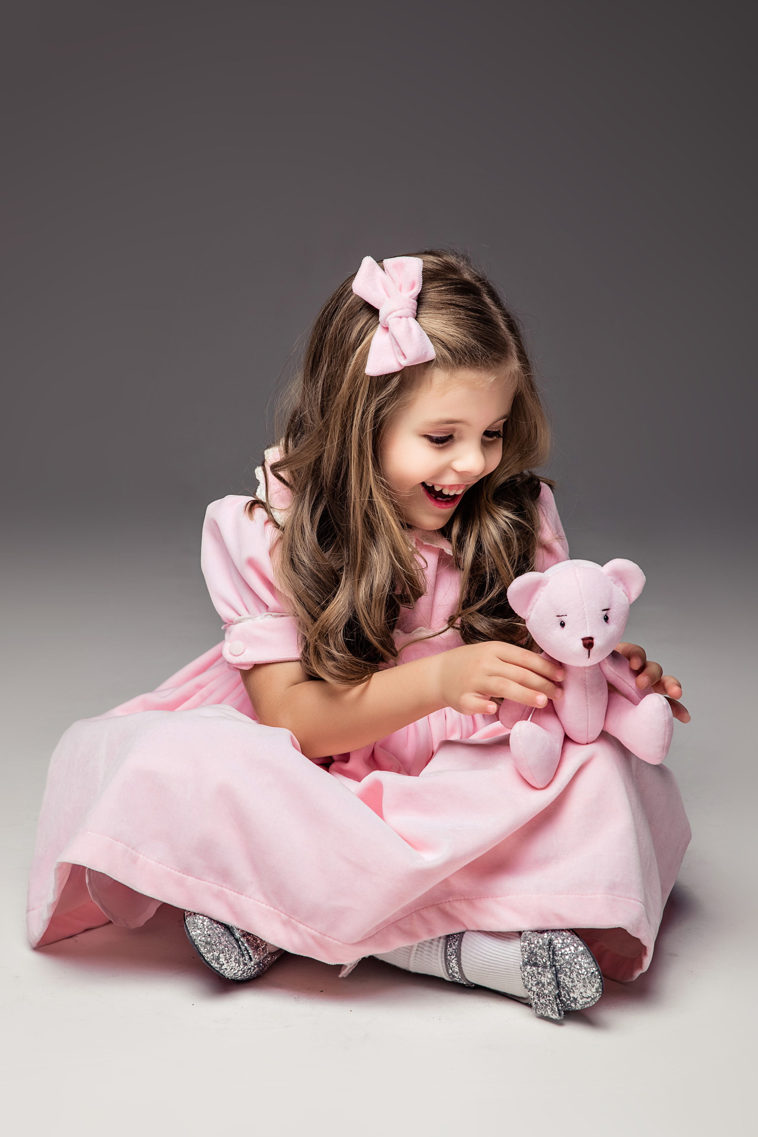 Ксения и Мира. NatalieDmi — фотосессия беременности, семейный фотограф, портрет