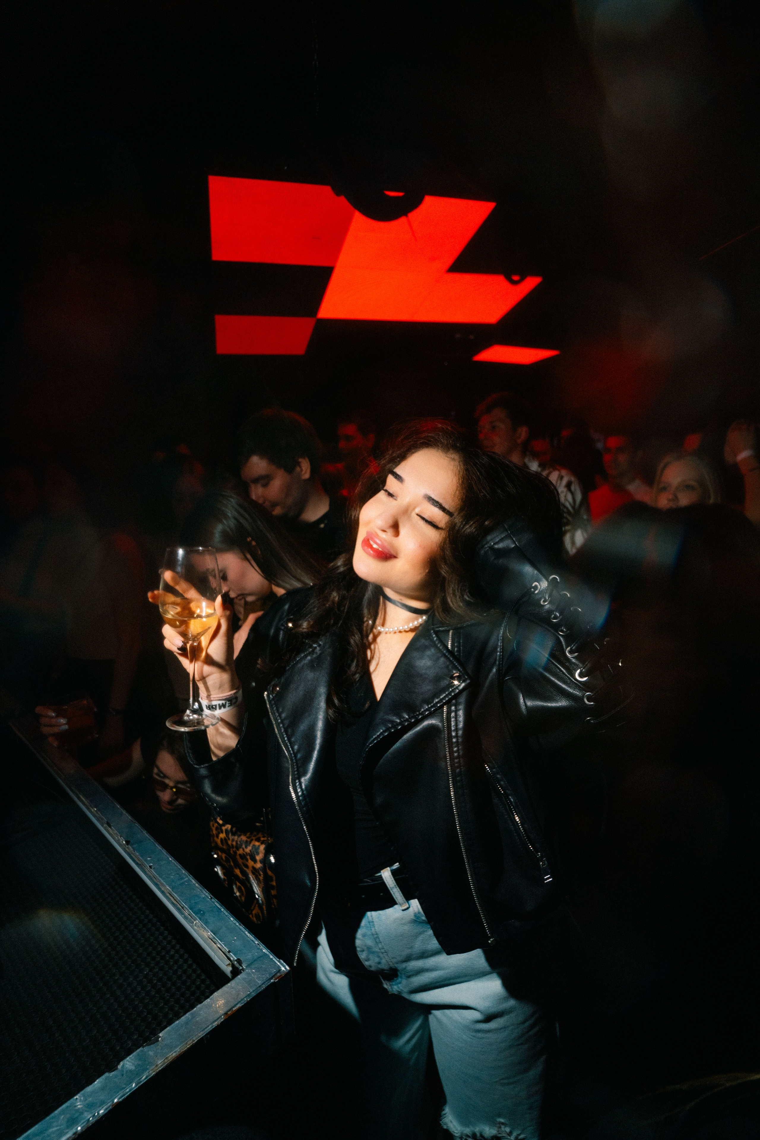 «Семья» х NIMAN / 2025. Саша Копылов, фотограф в Казани