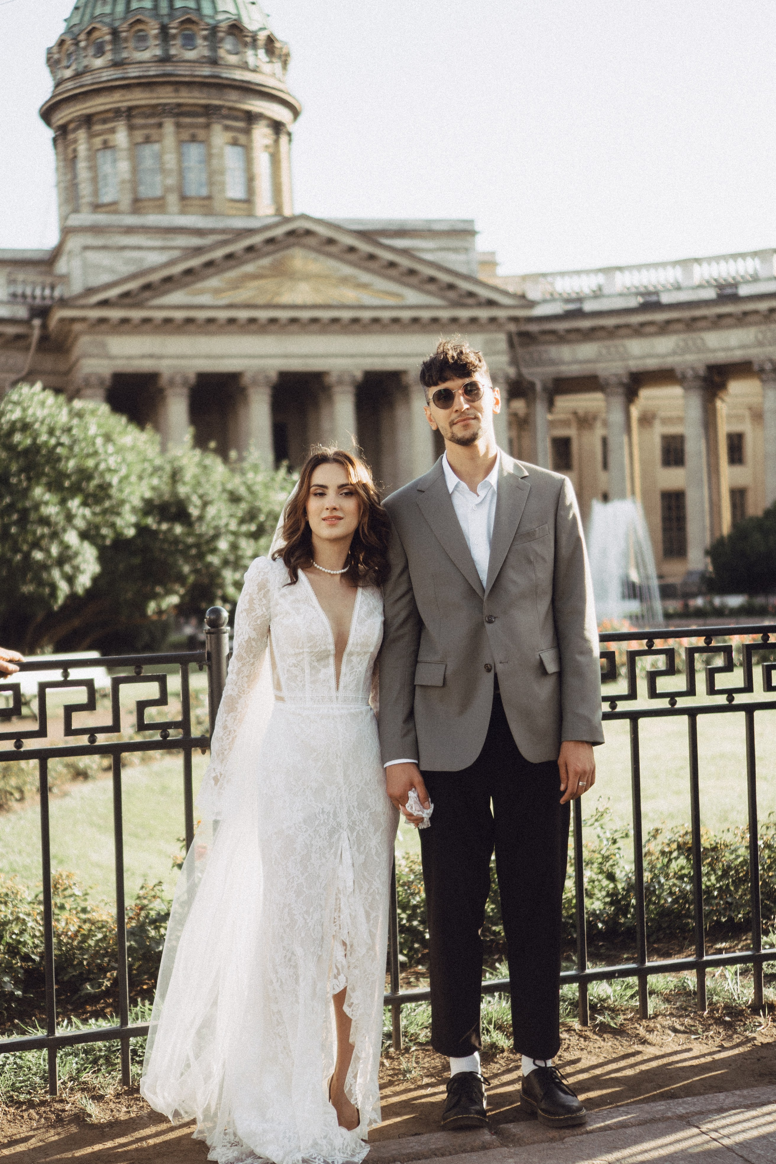 СВАДЕБНАЯ ПРОГУЛКА ВОЗЕ ИСАИКЕВСКОГО СОБОРА АСТОРИИ И ЗАКОНОДАЛЕТНОГО СОБРАНИЯ. Профессиональный фотограф, Санкт-Петербург — Виктория Богомолова