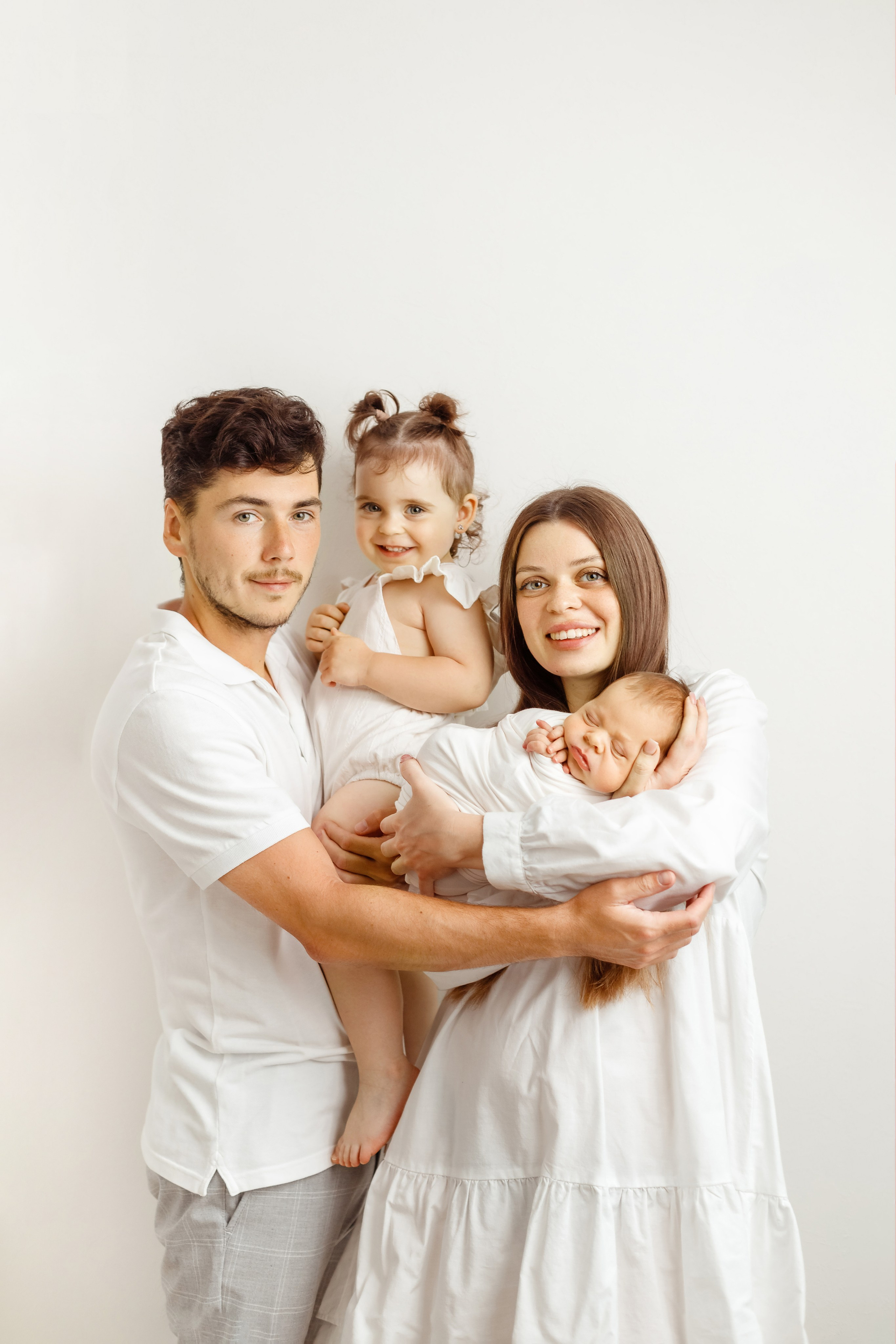 Семейные кадры. Детский, семейный и фотограф новорождённых в Ярославле Анна Салова