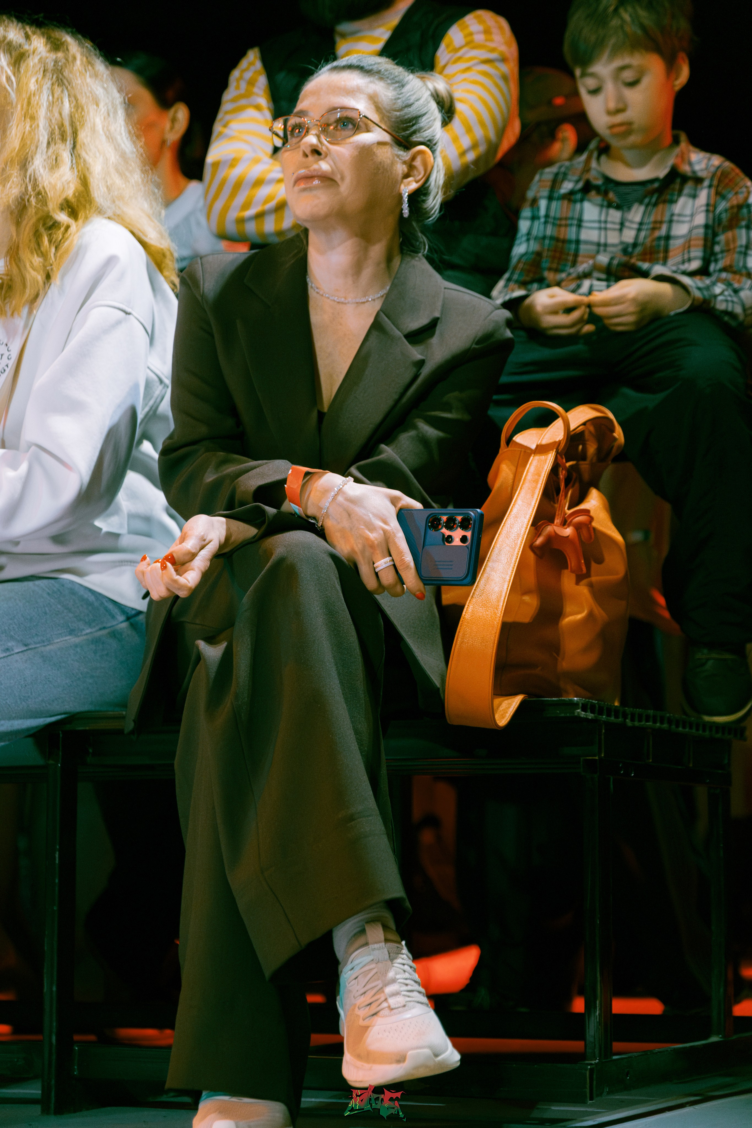 БАТЕЛ 07/03 (@youlovebu). Соня бу тебя сфоткала