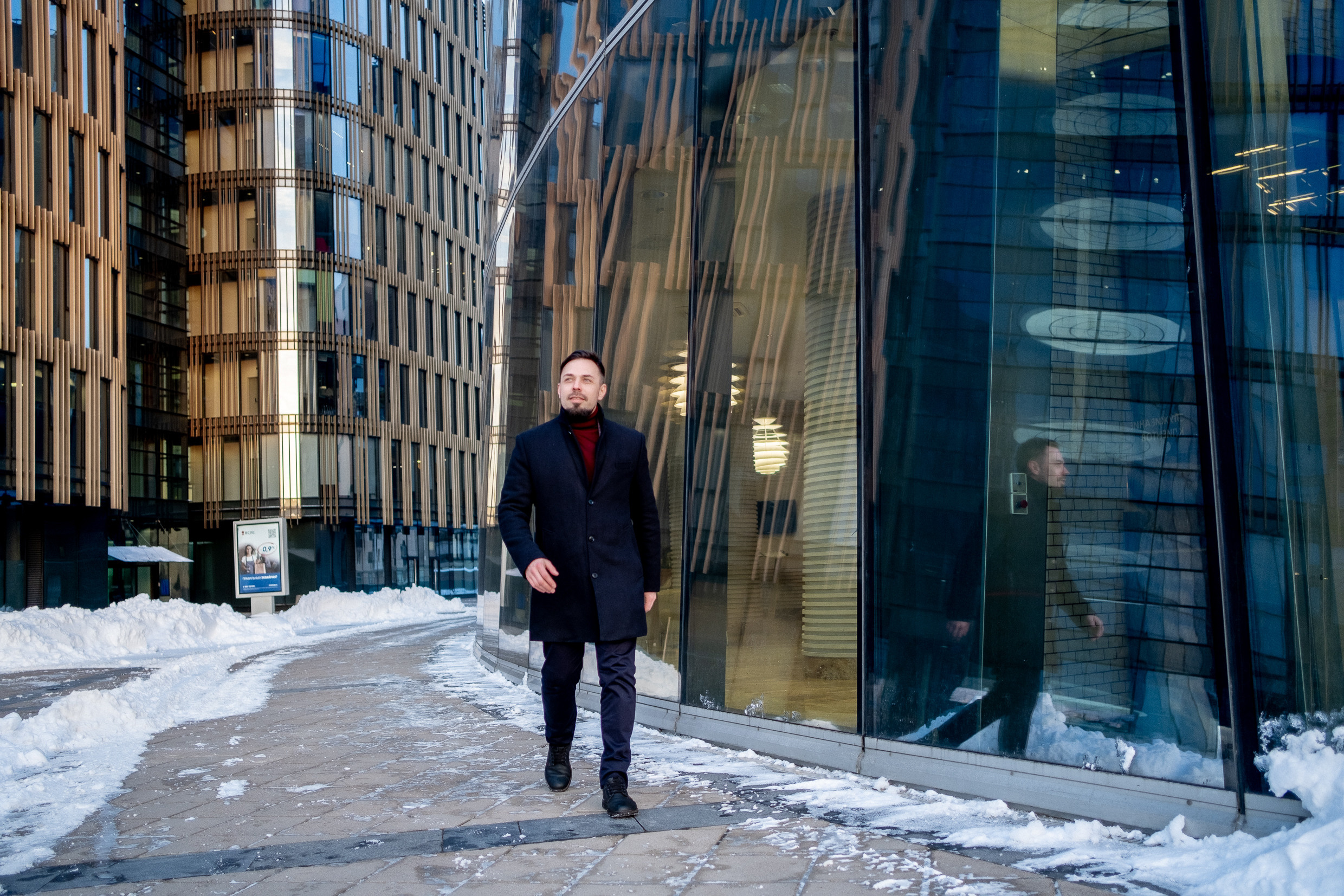 Влад — предприниматель, риэлтор. Арт-стилист, визуализатор архетипических стратегий, психолог