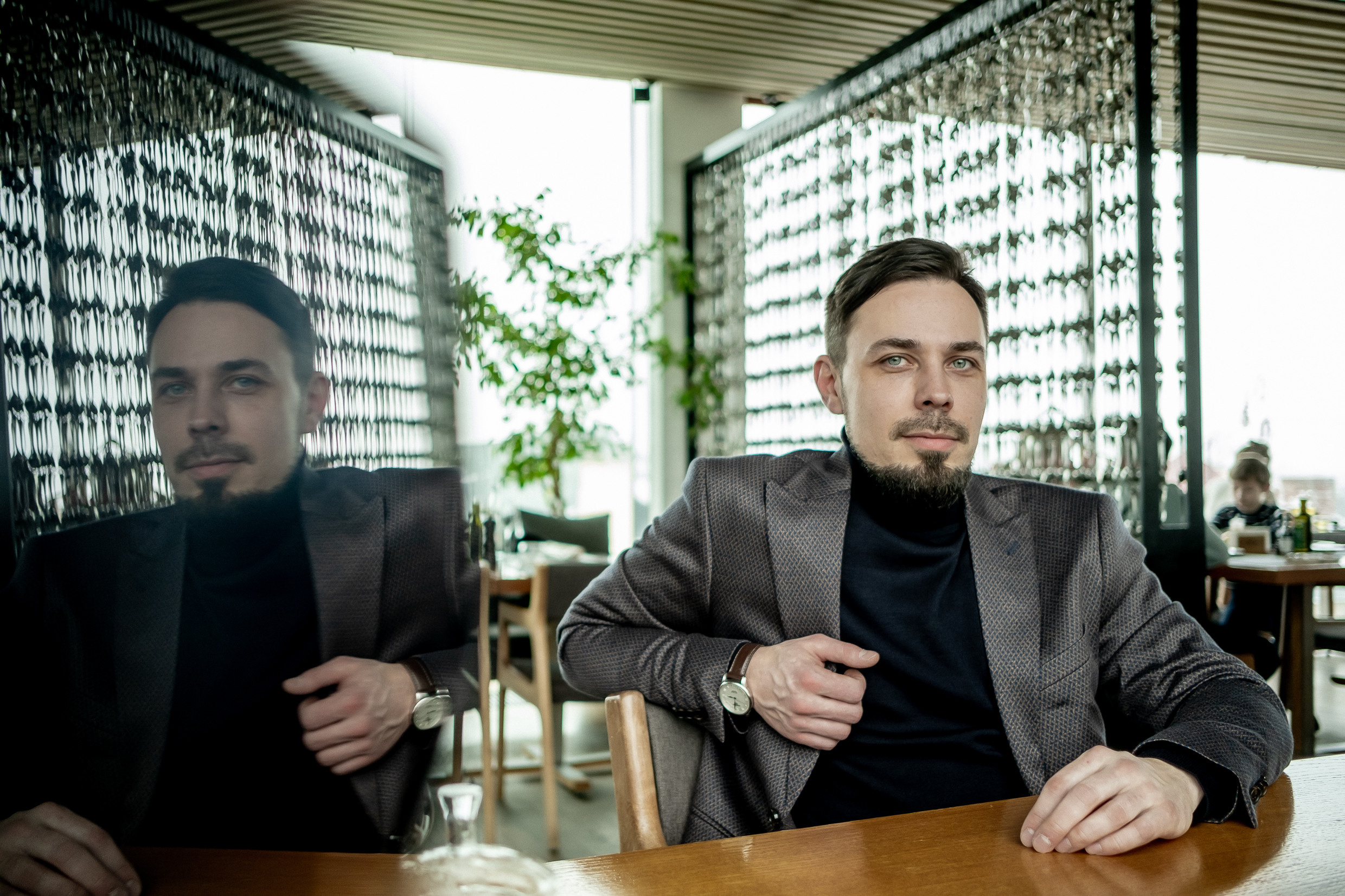 Влад — предприниматель, риэлтор. Арт-стилист, визуализатор архетипических стратегий, психолог