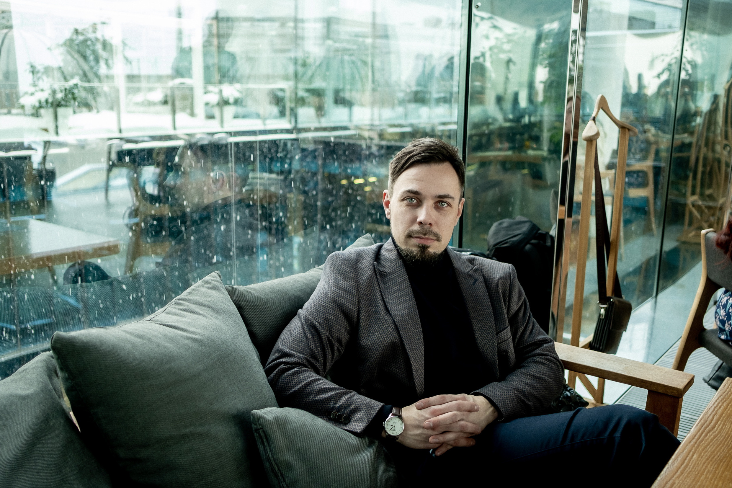 Влад — предприниматель, риэлтор. Арт-стилист, визуализатор архетипических стратегий, психолог