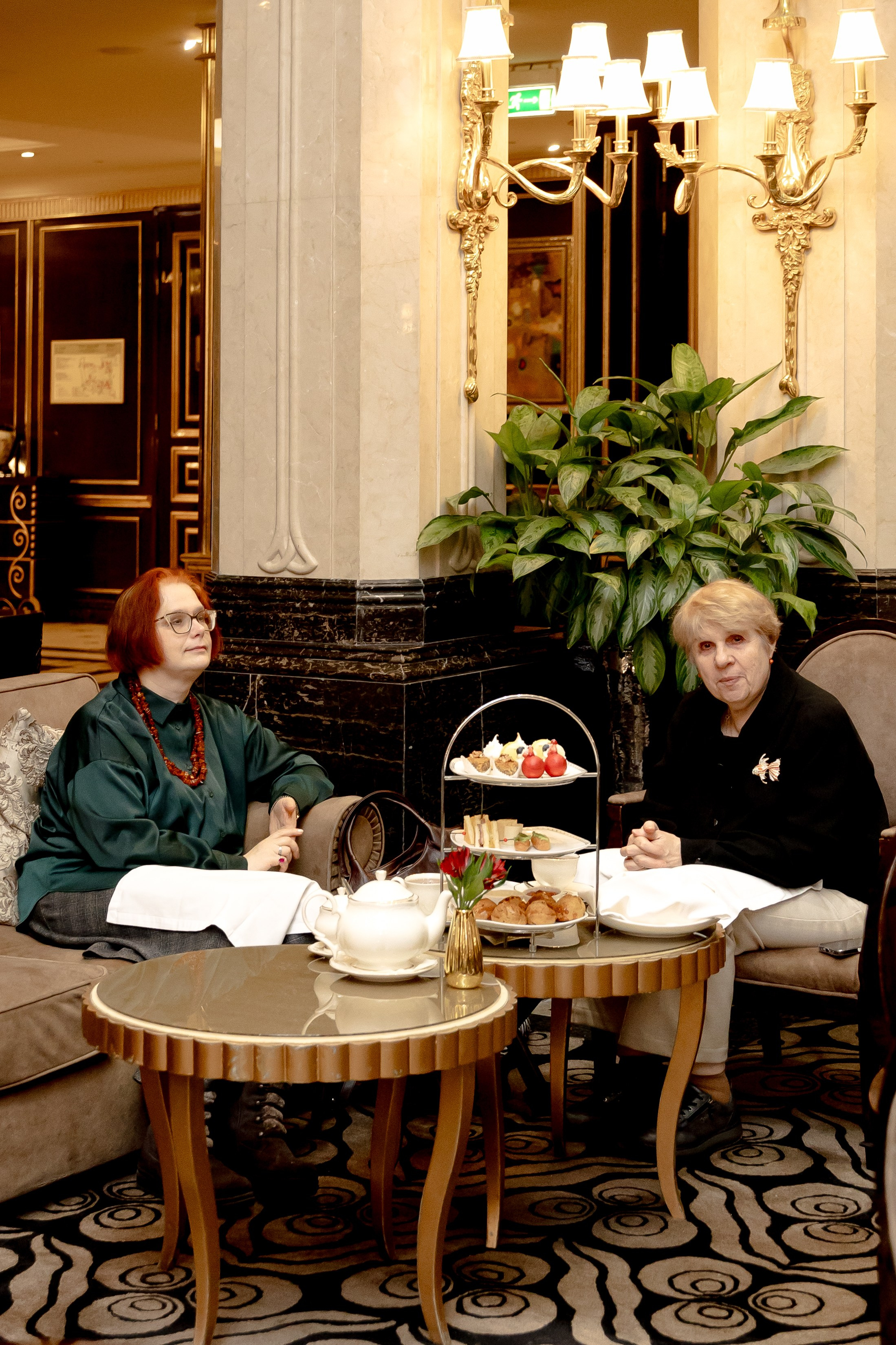 Чайная церемония в отеле «ST REGIS MOSCOW». Свадебный/Портретный фотограф снимаю в Москве