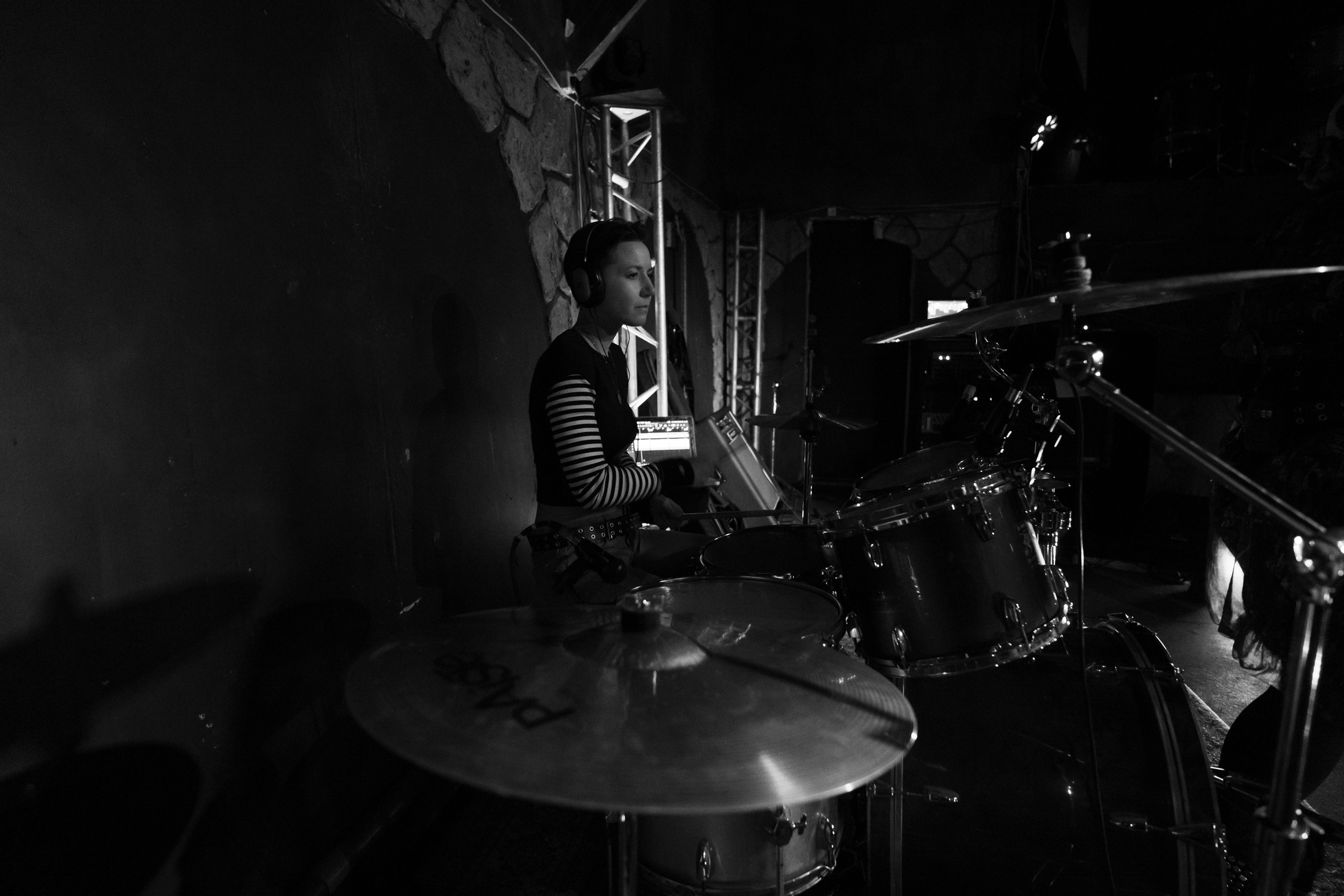 Ночь На Земле|Нора, Псков. Концертный и репортажный фотограф в Санкт-Петербурге Слава Пахомов