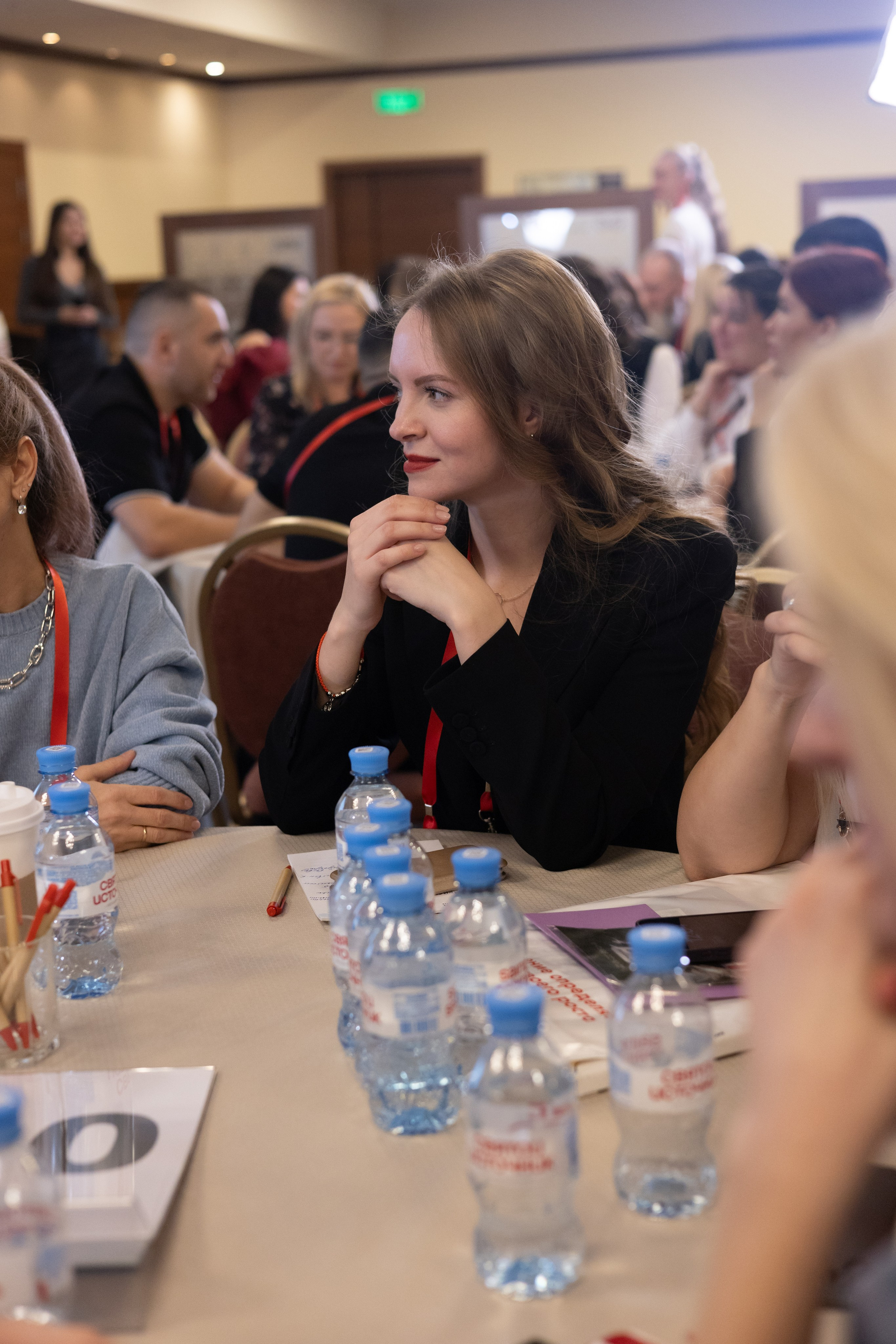 «СКАЖИ ДЕНЬГАМ ДА». Фотограф Красноярск съемки лавстори, фотосессия в студии, портретная съемка, творческие фотосессии