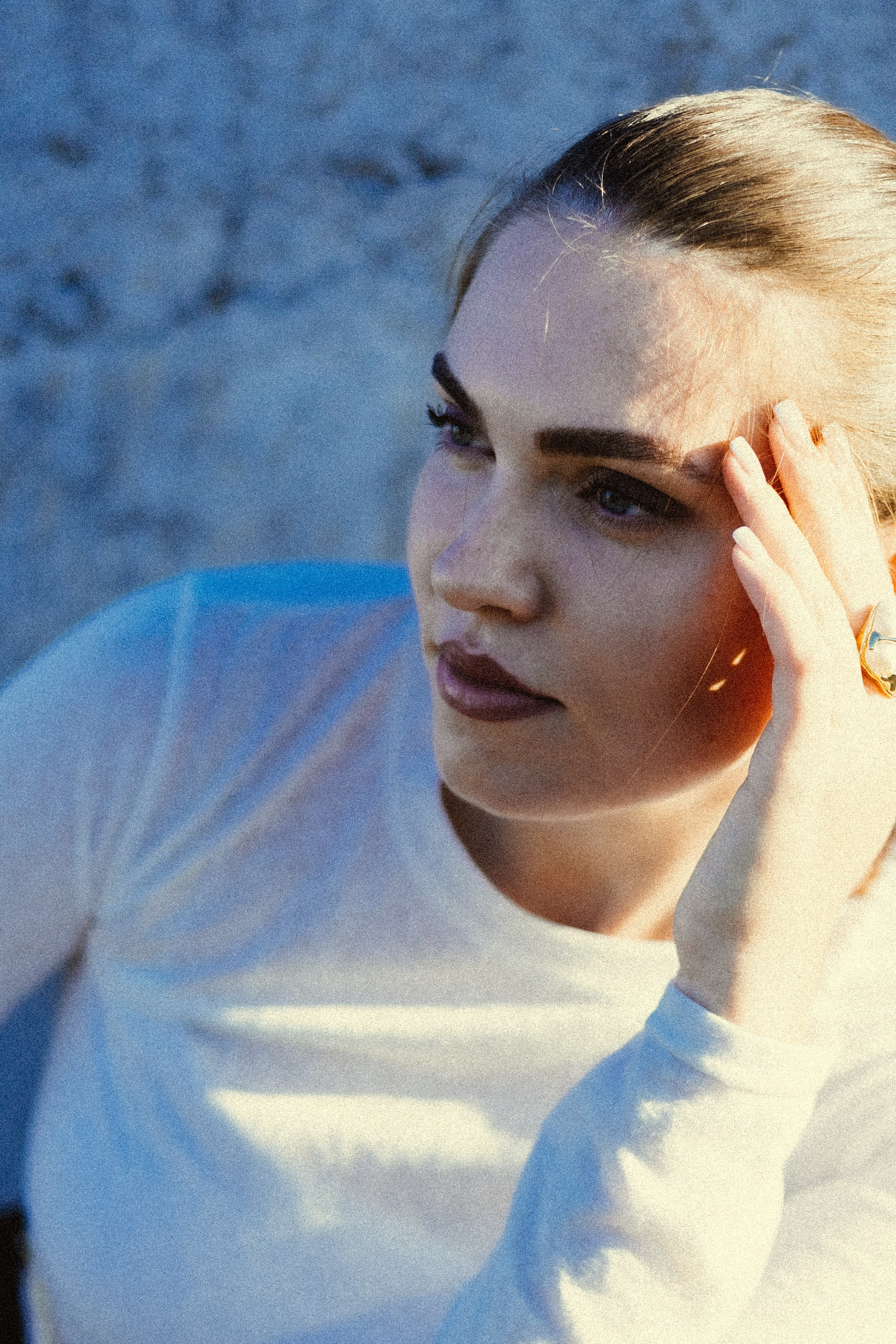 ПРОГУЛОЧНАЯ ФОТОСЕССИЯ. Фотограф Красноярск съемки лавстори, фотосессия в студии, портретная съемка, творческие фотосессии