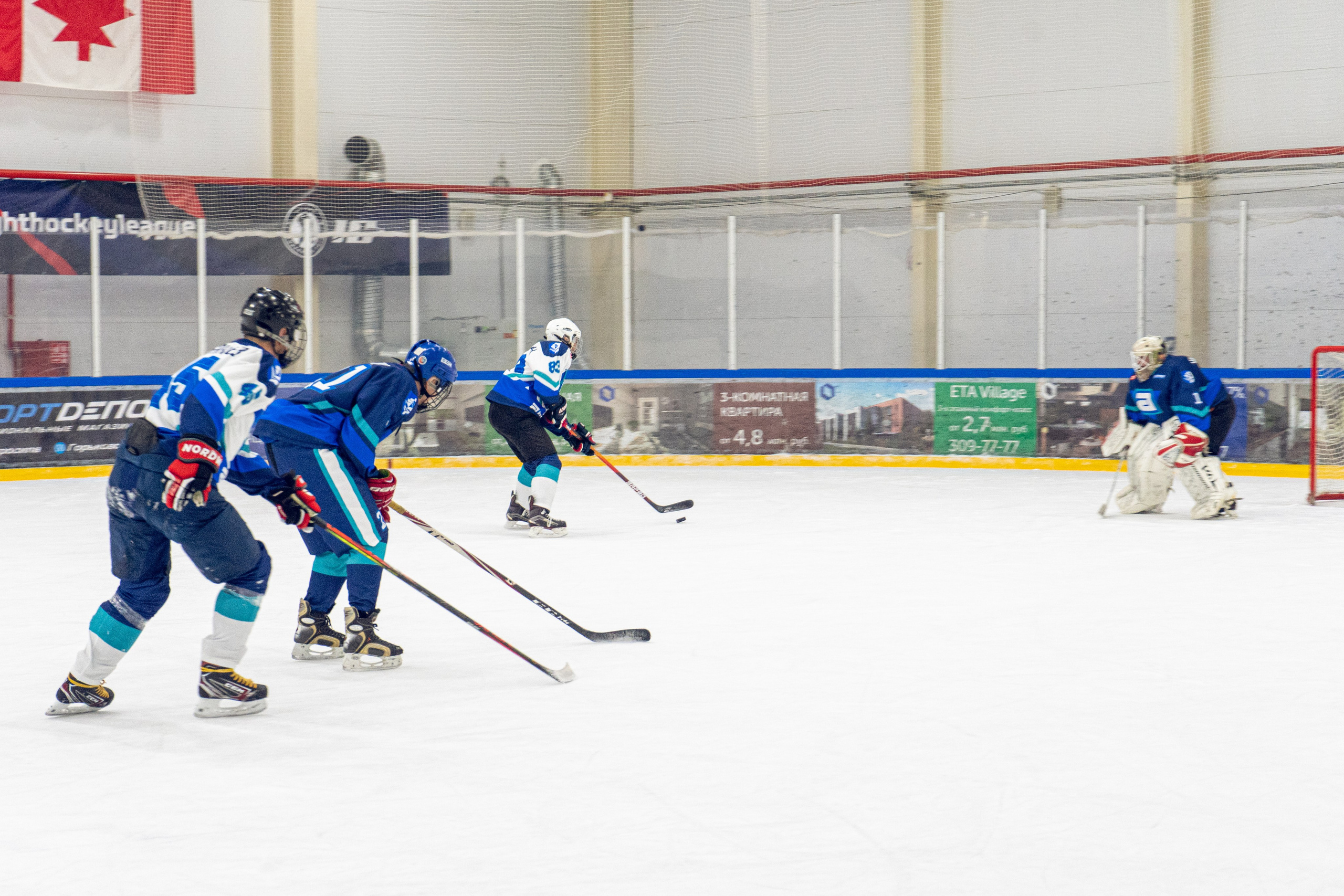 Тренировка по хоккею «ЦМКБ «Алмаз»