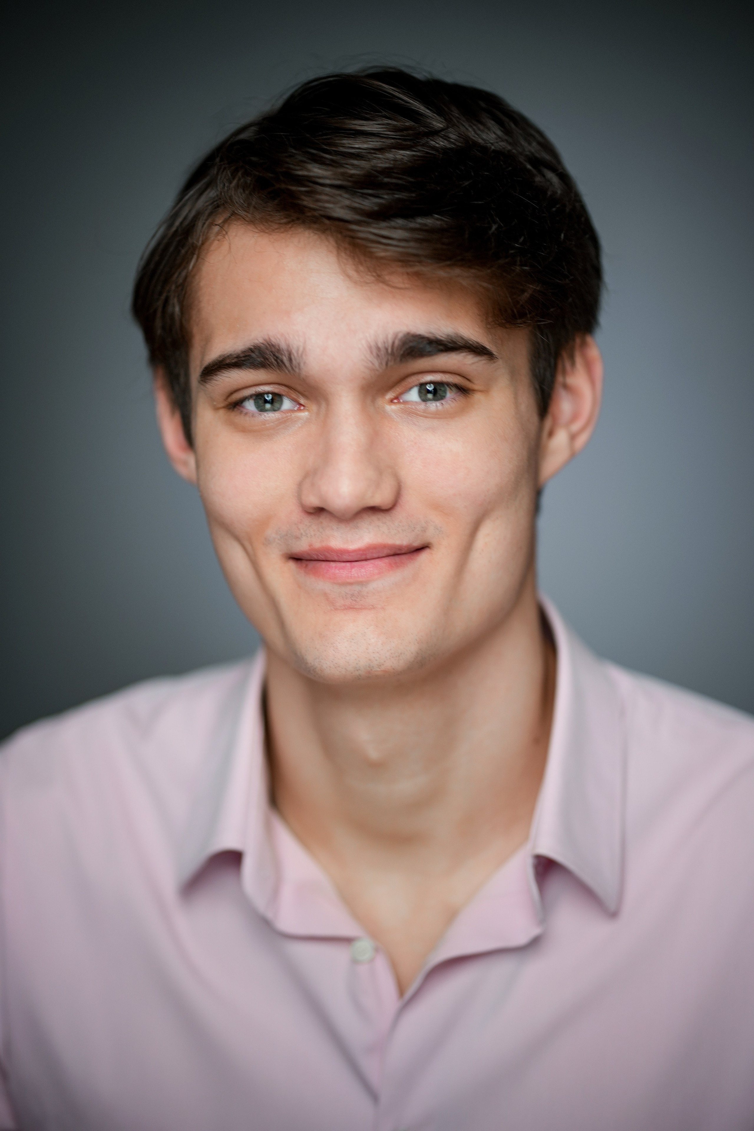 Актёр Максим Дружинин. Портретная съемка в Москве, студийный фотограф Игорь Фомин