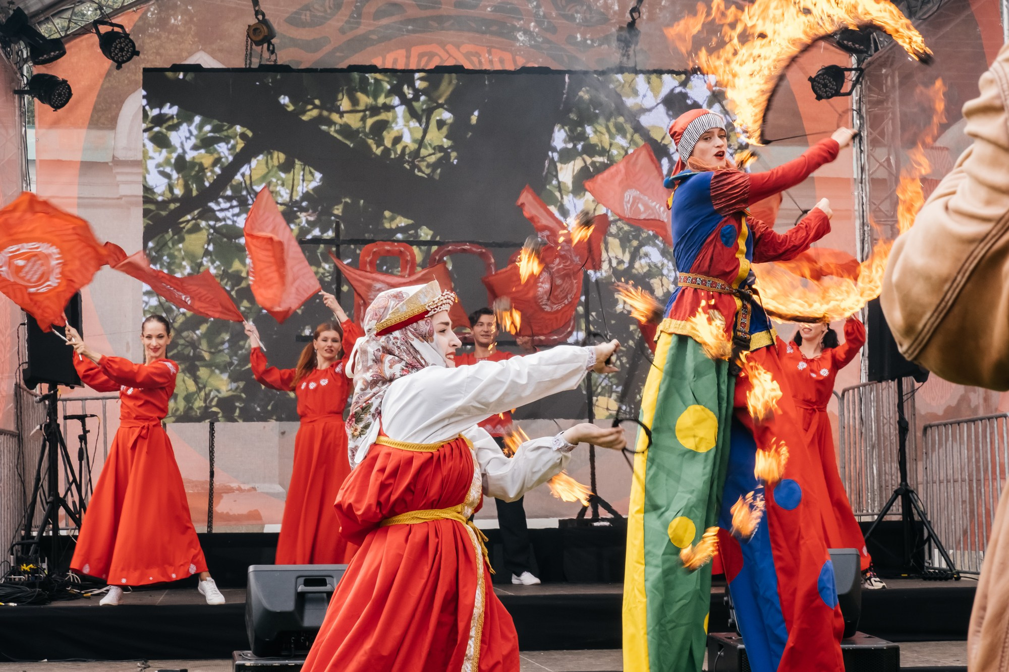 Всероссийский форум «12 подвигов Александра Невского» | Старая Ладога 2021. Репортажный фотограф в Санкт-Петербурге СПБ Алиса Ческидова на ваше мероприятие