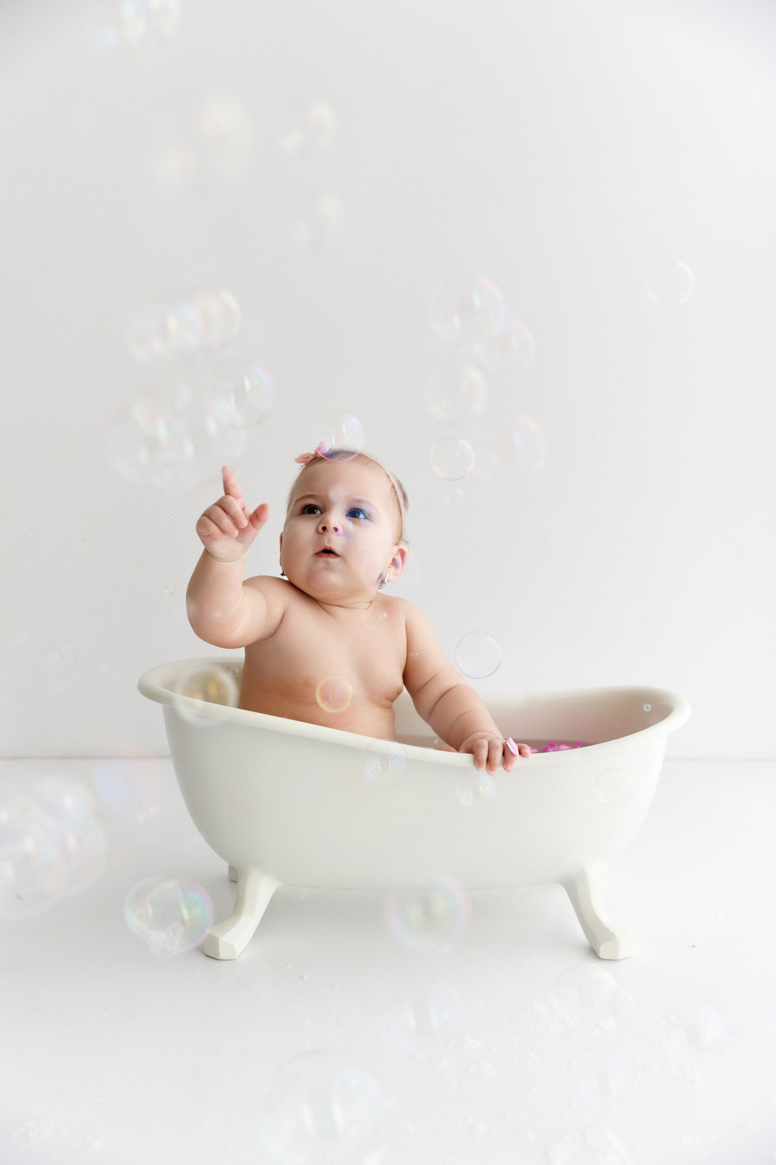 Годик Софии. Фотограф новорожденных Славянск-на-Кубани Куцевольская Екатерина