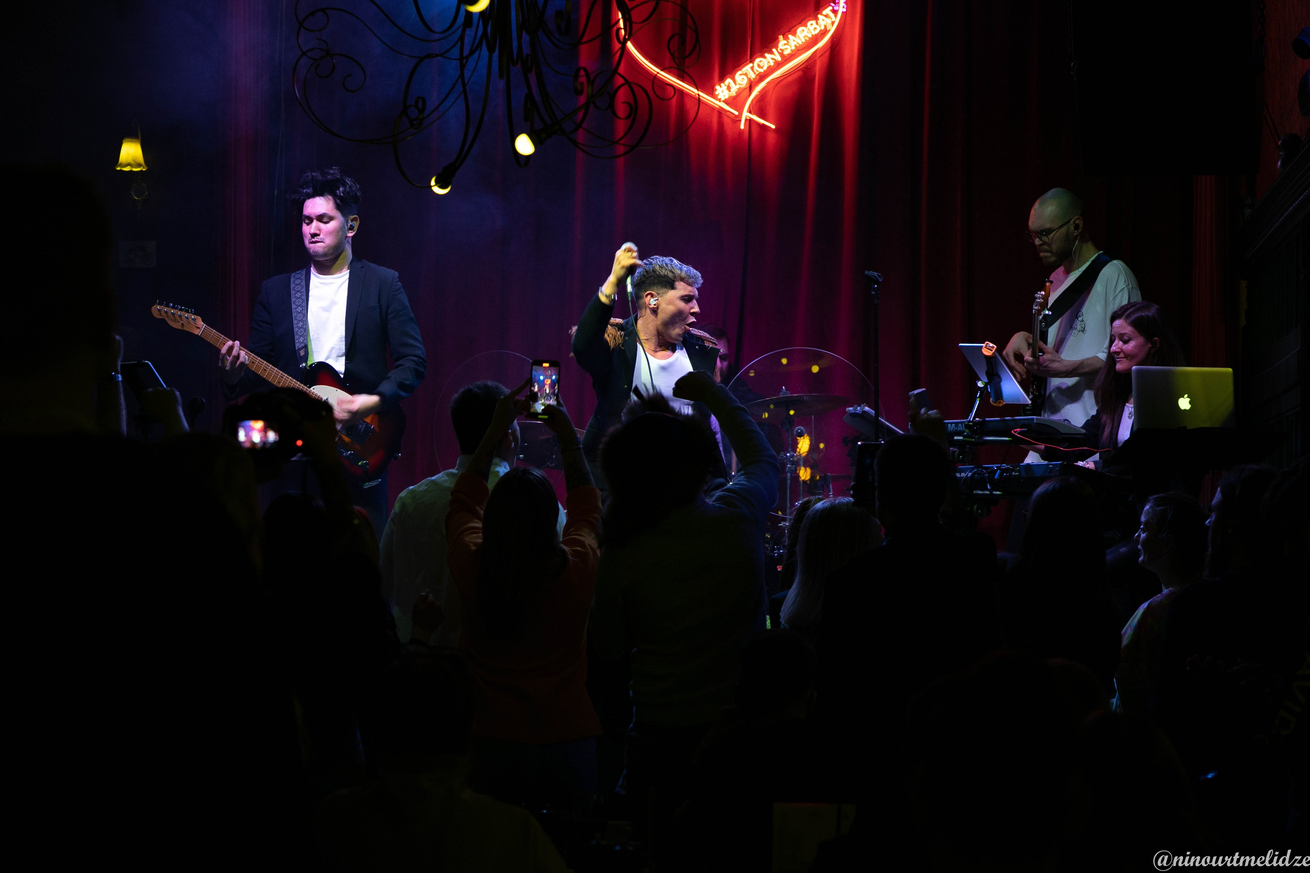 Сольный концерт Романа Исаева. Art photographer Nino