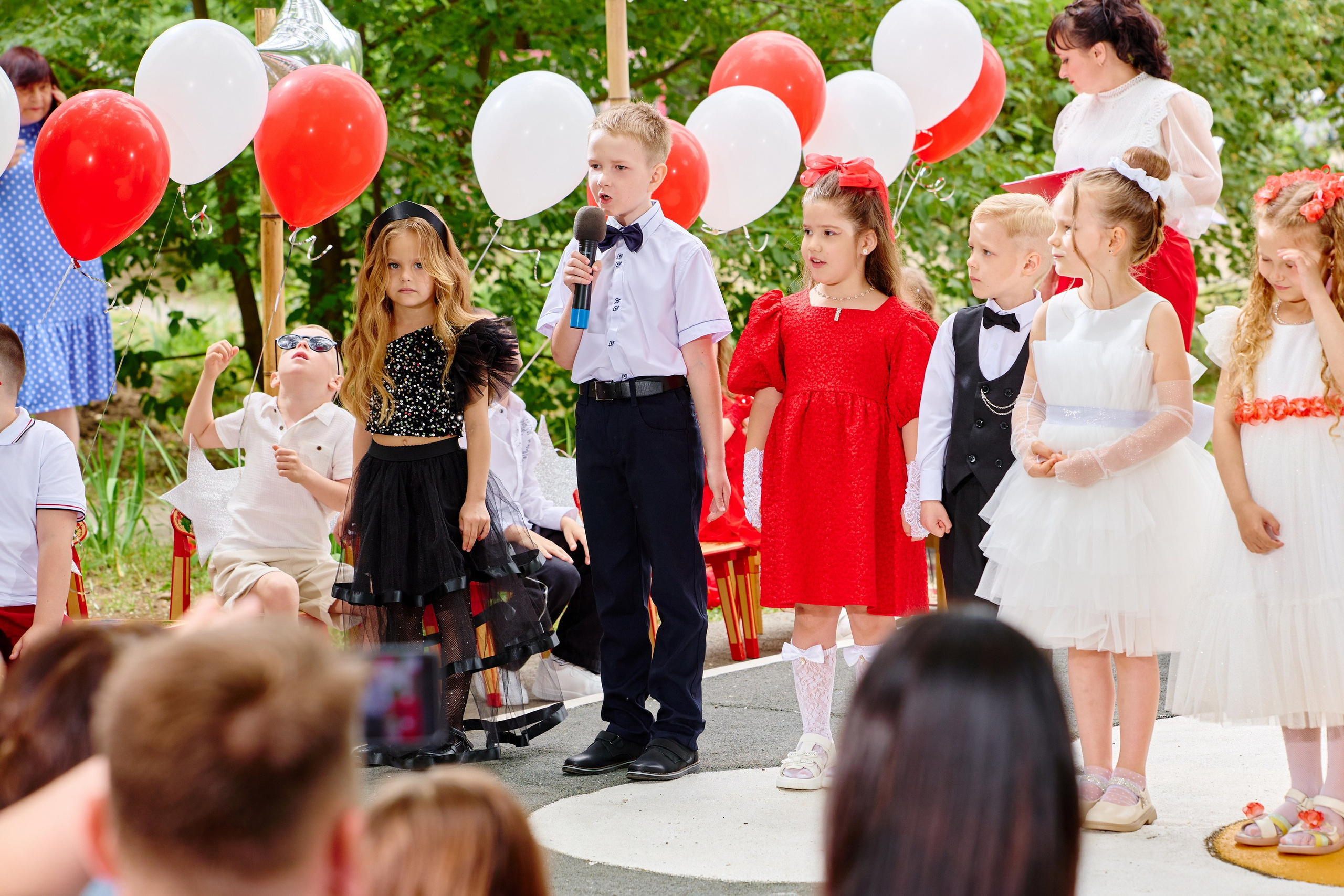 Выпускной 45 сад. Фотограф Выпускные альбомы Таганрог Сергей Коробченко