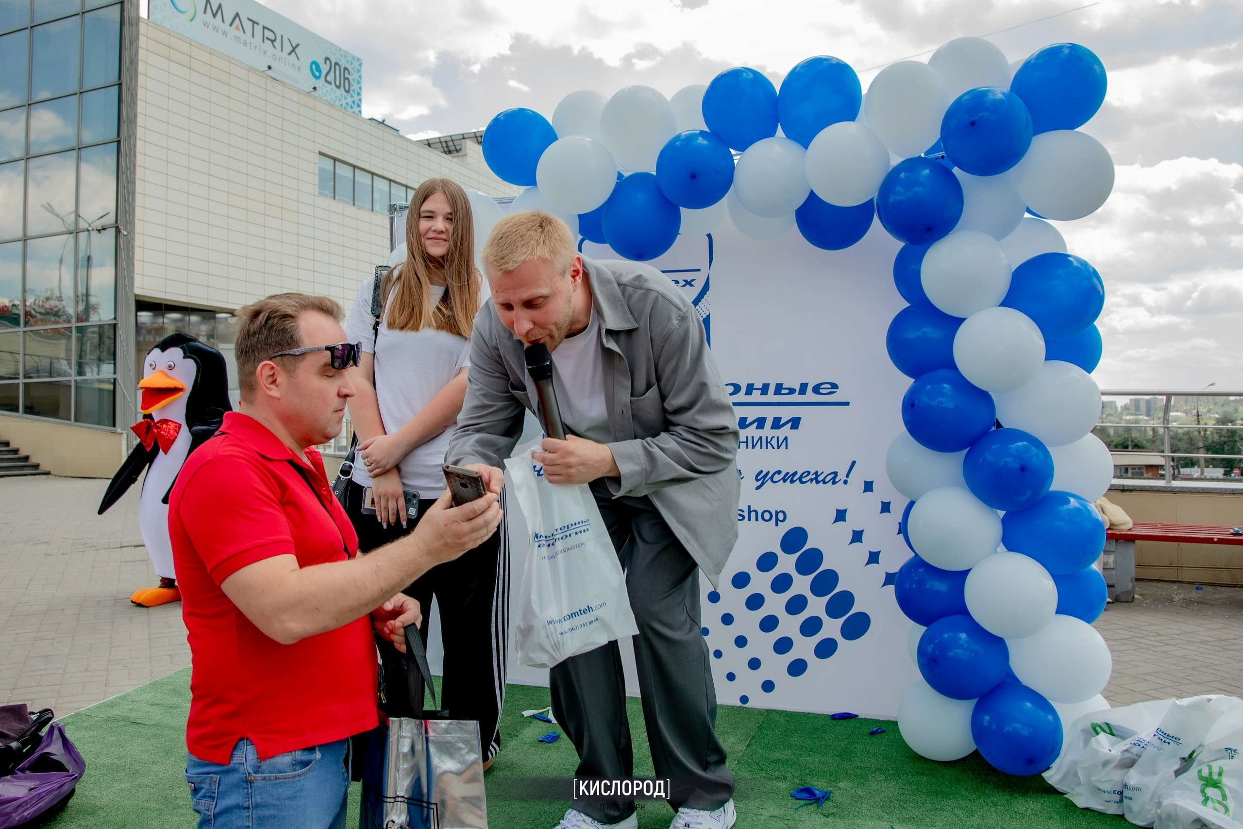 Репортажная съемка с открытий магазинов. Свадебный, репортажный и фуд фотограф в Донецке и Макеевке Носов Дмитрий