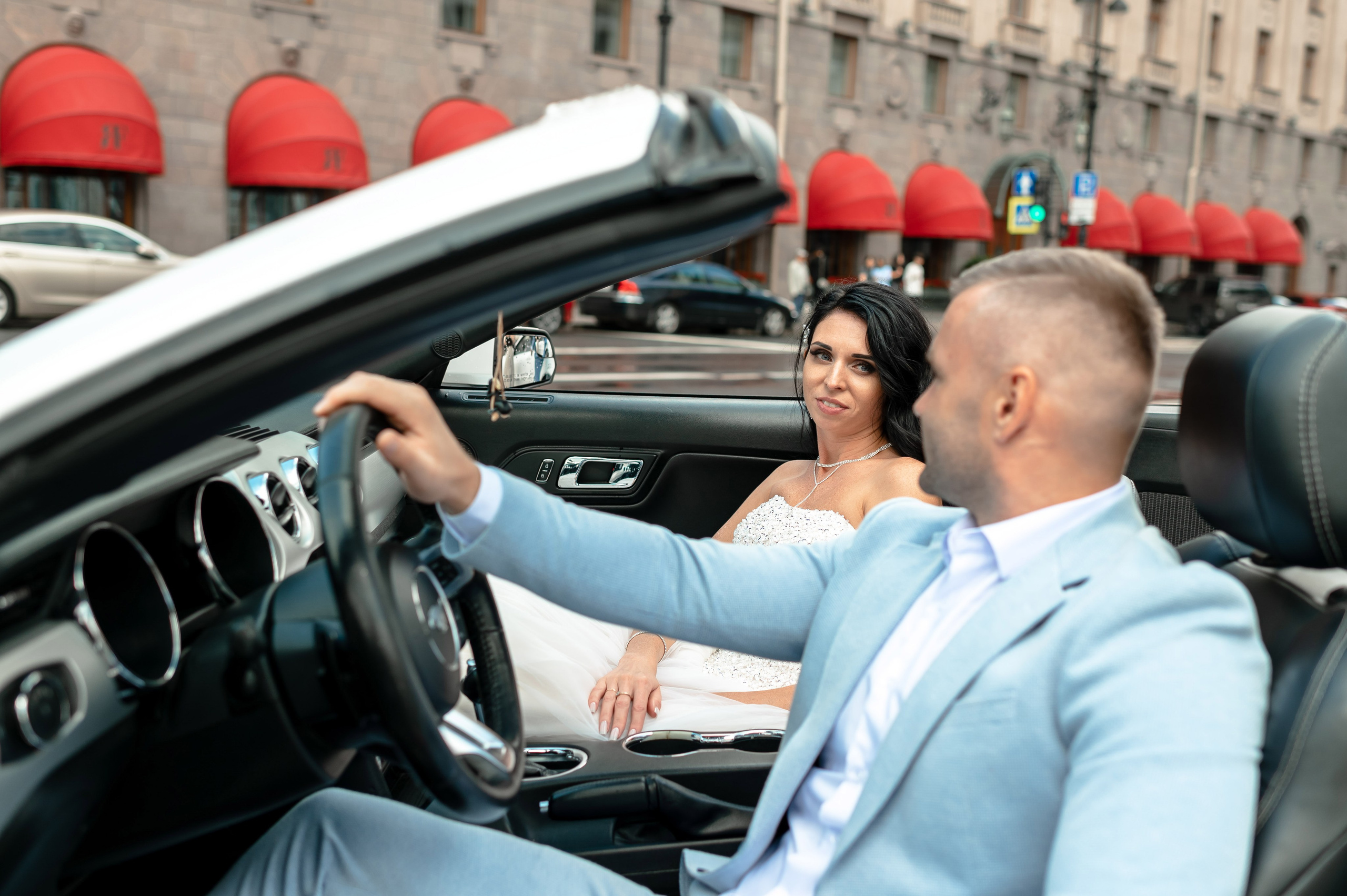 Елена и Илья (фотосессия у городской Невской Ратуши, Исаакиевская площадь). Портретный, семейный и свадебный фотограф в Санкт-Петербурге и в Пушкине Ширяев Денис