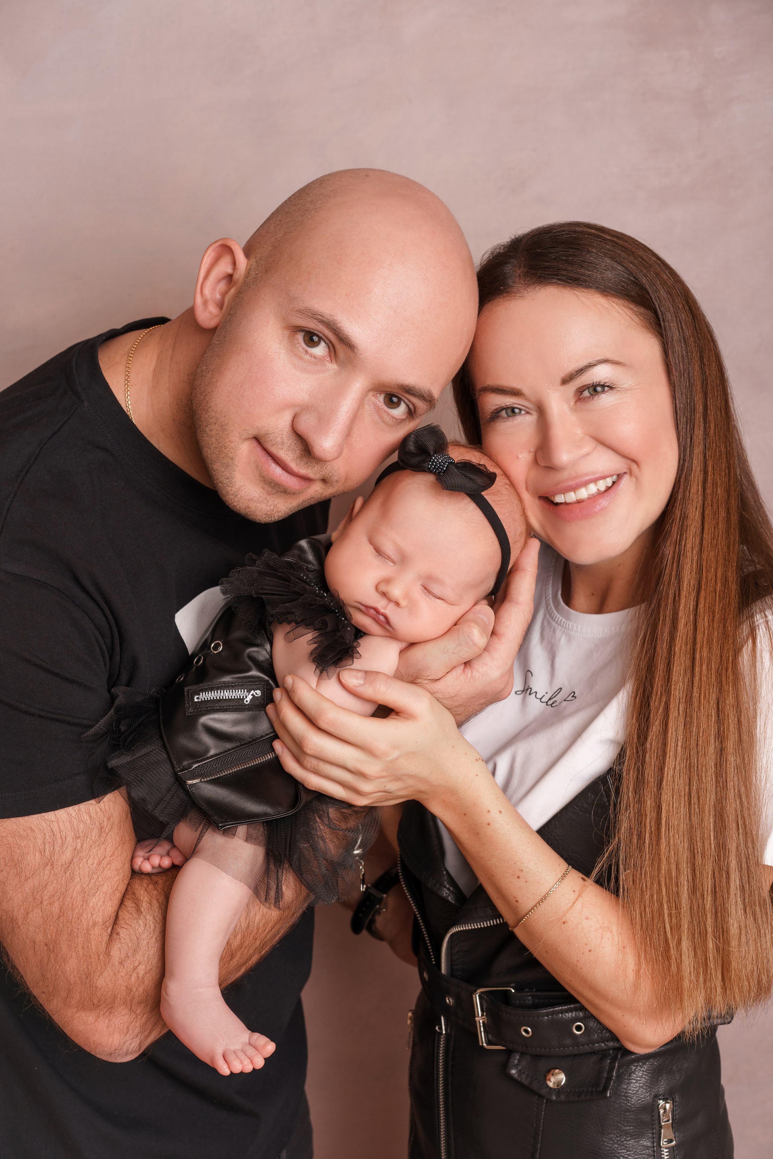 Семейные фотосессии с новорожденными | Трогательные кадры малышей и их близких в Москве и МО. Фотосессия новорожденных в Москве и Московской области | Профессиональный фотограф newborn — Татьяна Иванова