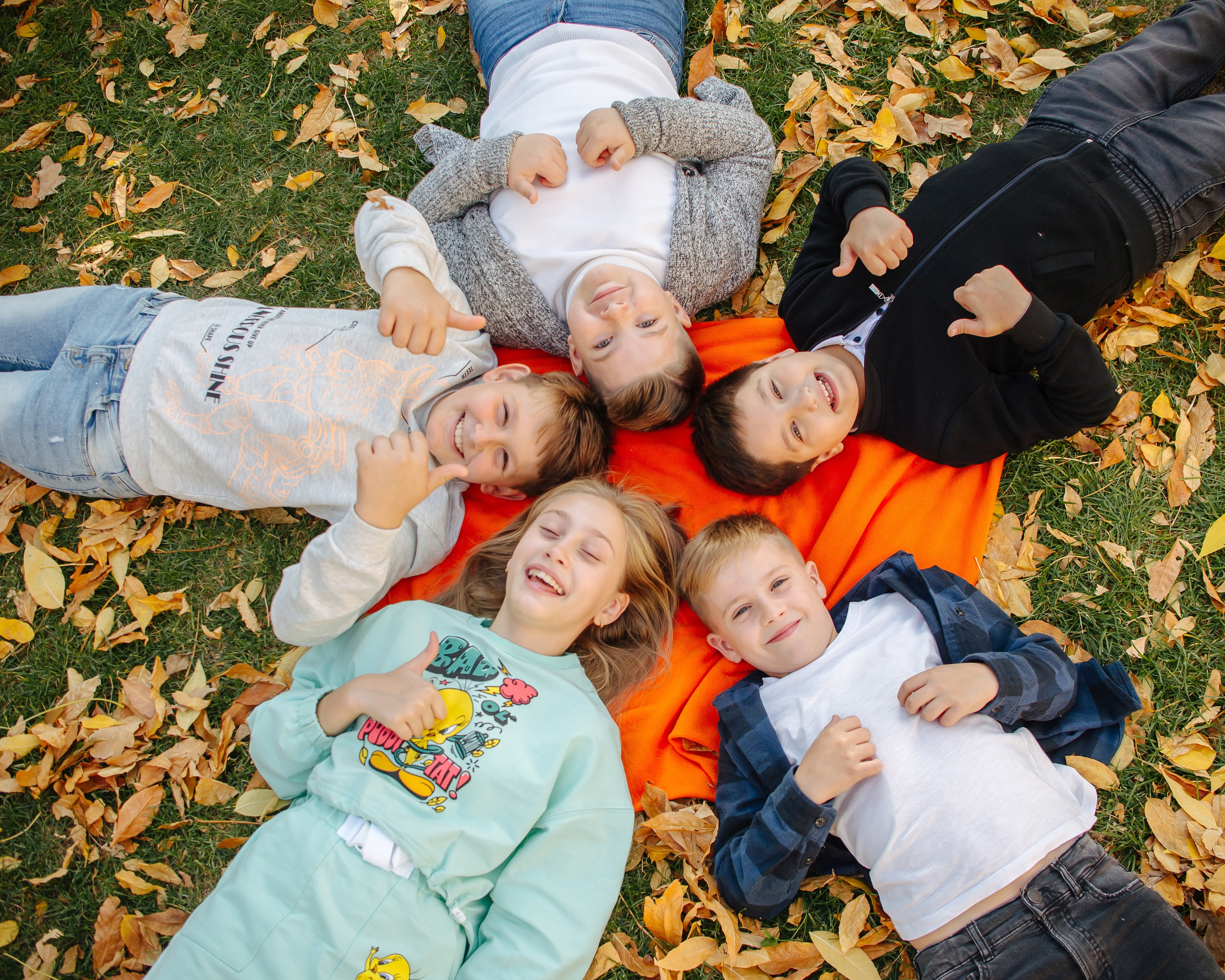 Выпускные альбомы со скидкой!. Выпускные альбомы в Москве и в Астрахани