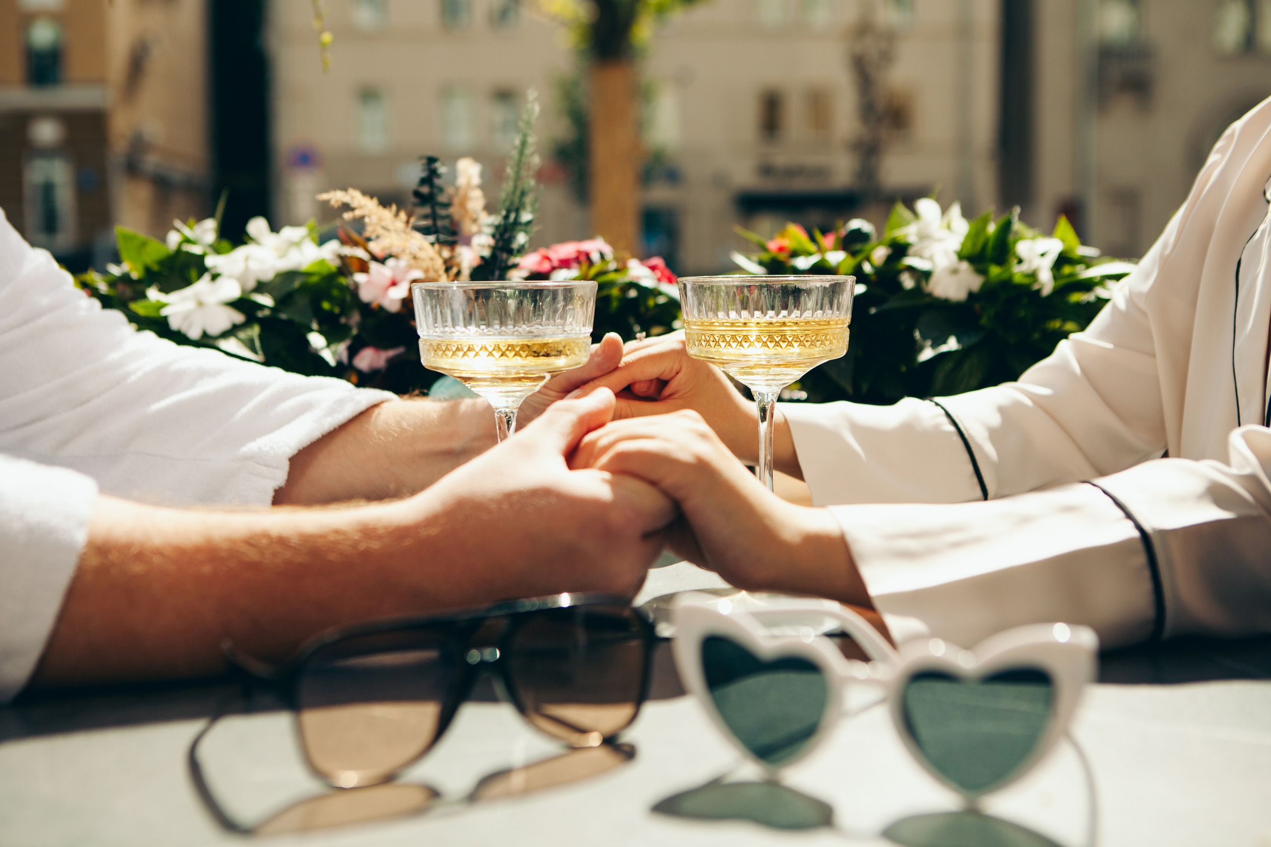 Свадебная фотосессия в отеле hartwell hotel и на патриарших прудах. Фотограф Ольга Ефремова