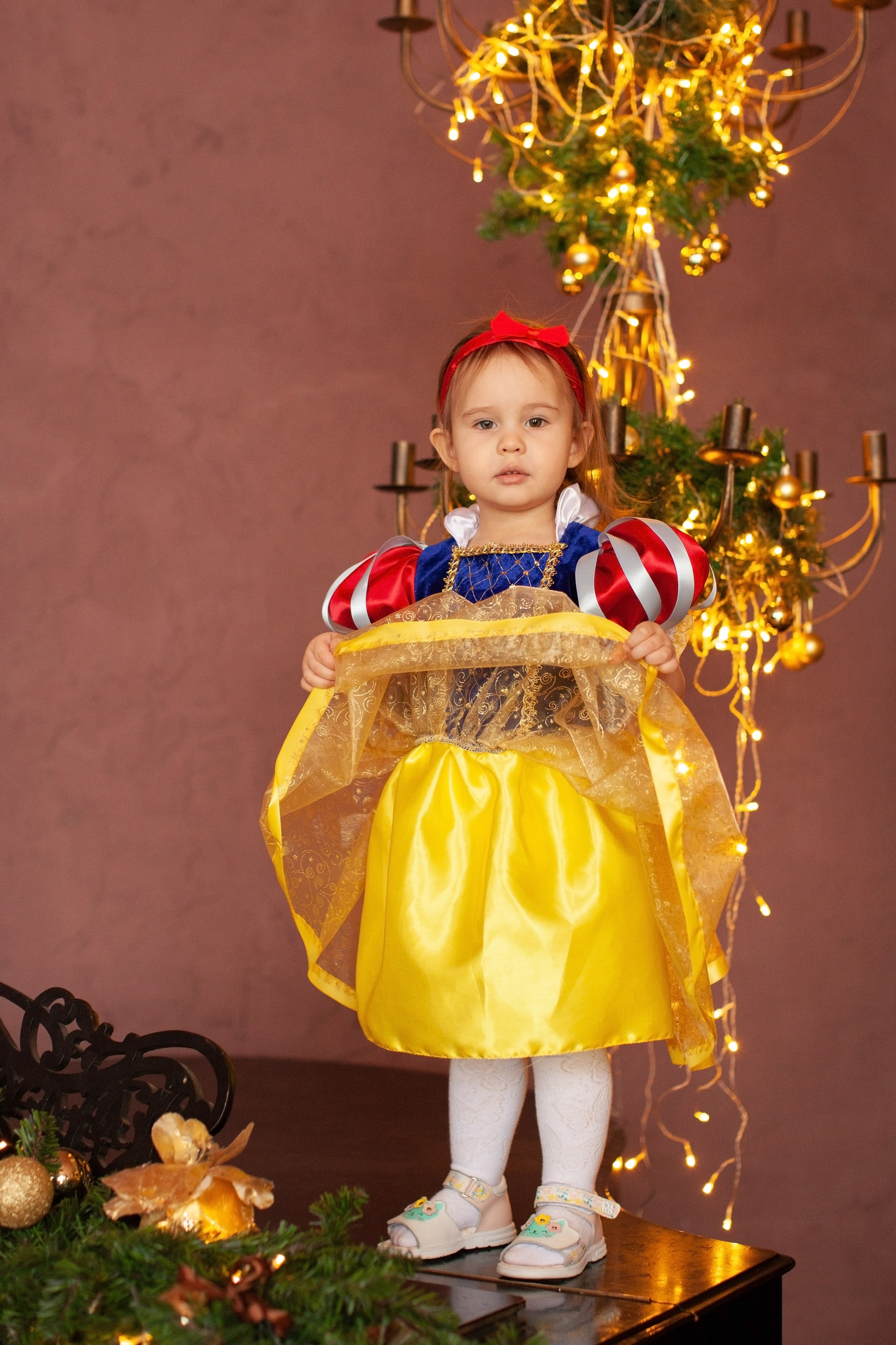 Новогодняя семейная фотосессия в студии. Фотограф Ольга Ефремова