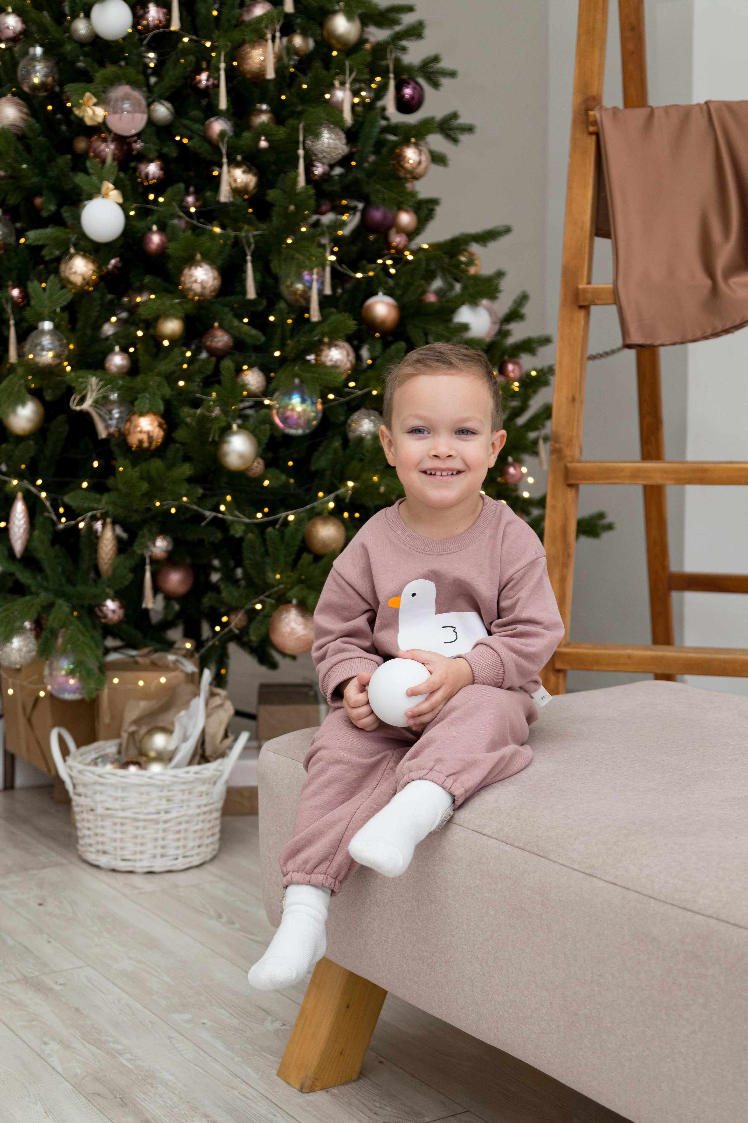 Фотосессия детской одежды для маркетплейсов Wildberries, Ozon. Детский и контент фотограф Надя Волкова Санкт-Петербург