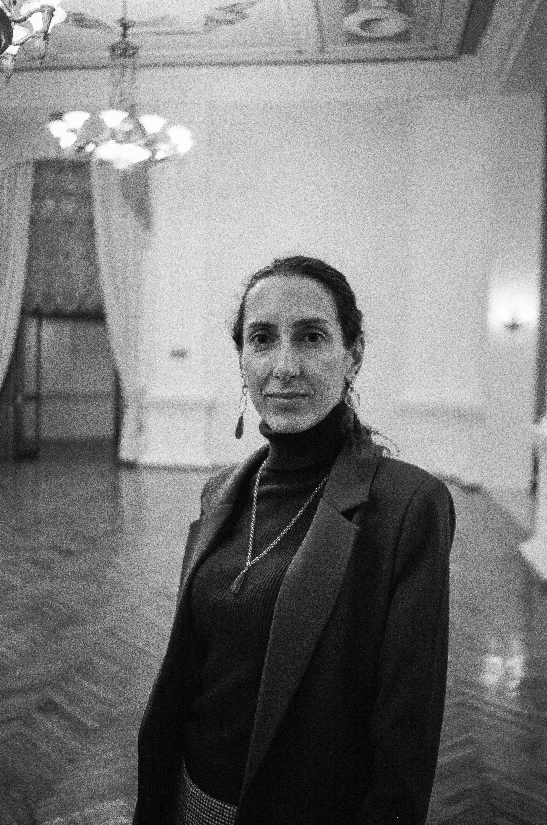 Chinon Auto 3001 / Ilford Pan 400 / Театр Моссовета, Театр Российской