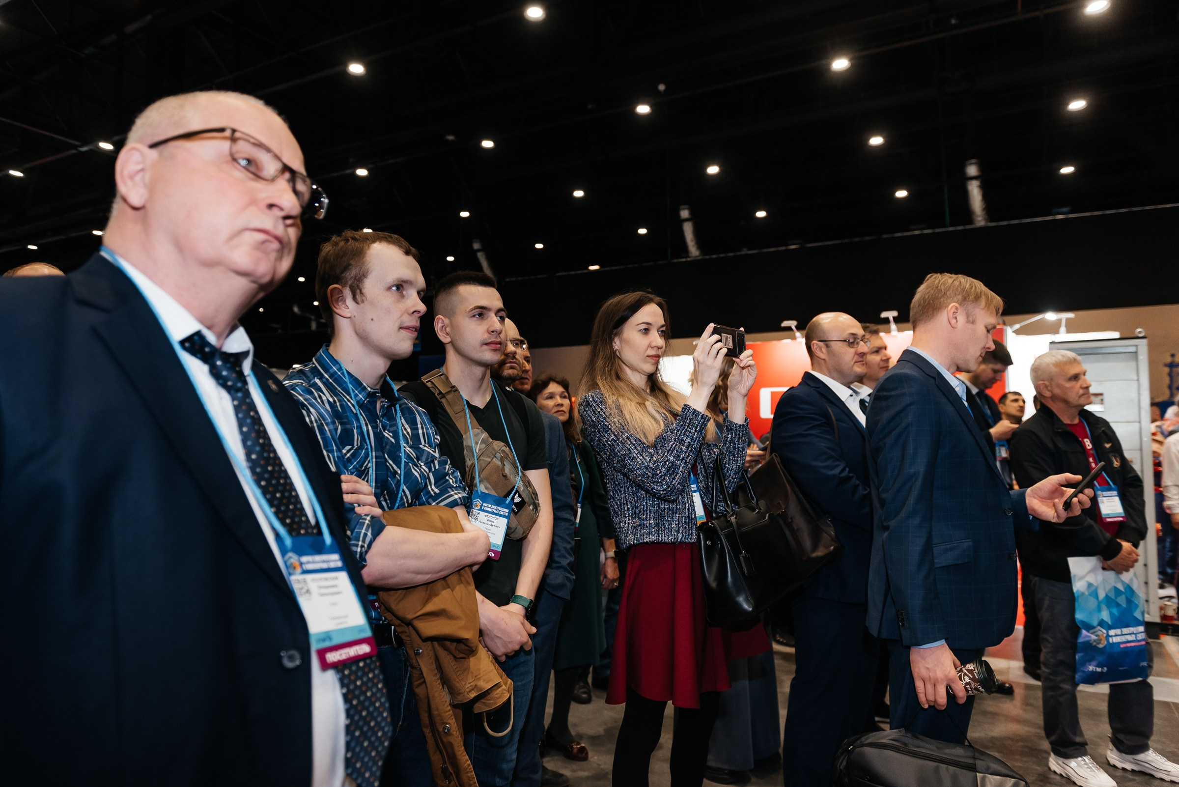 Репортажная съёмка на форуме ЭТМ. Свадебный фотограф в Санкт-Петербурге Венера Ахметова