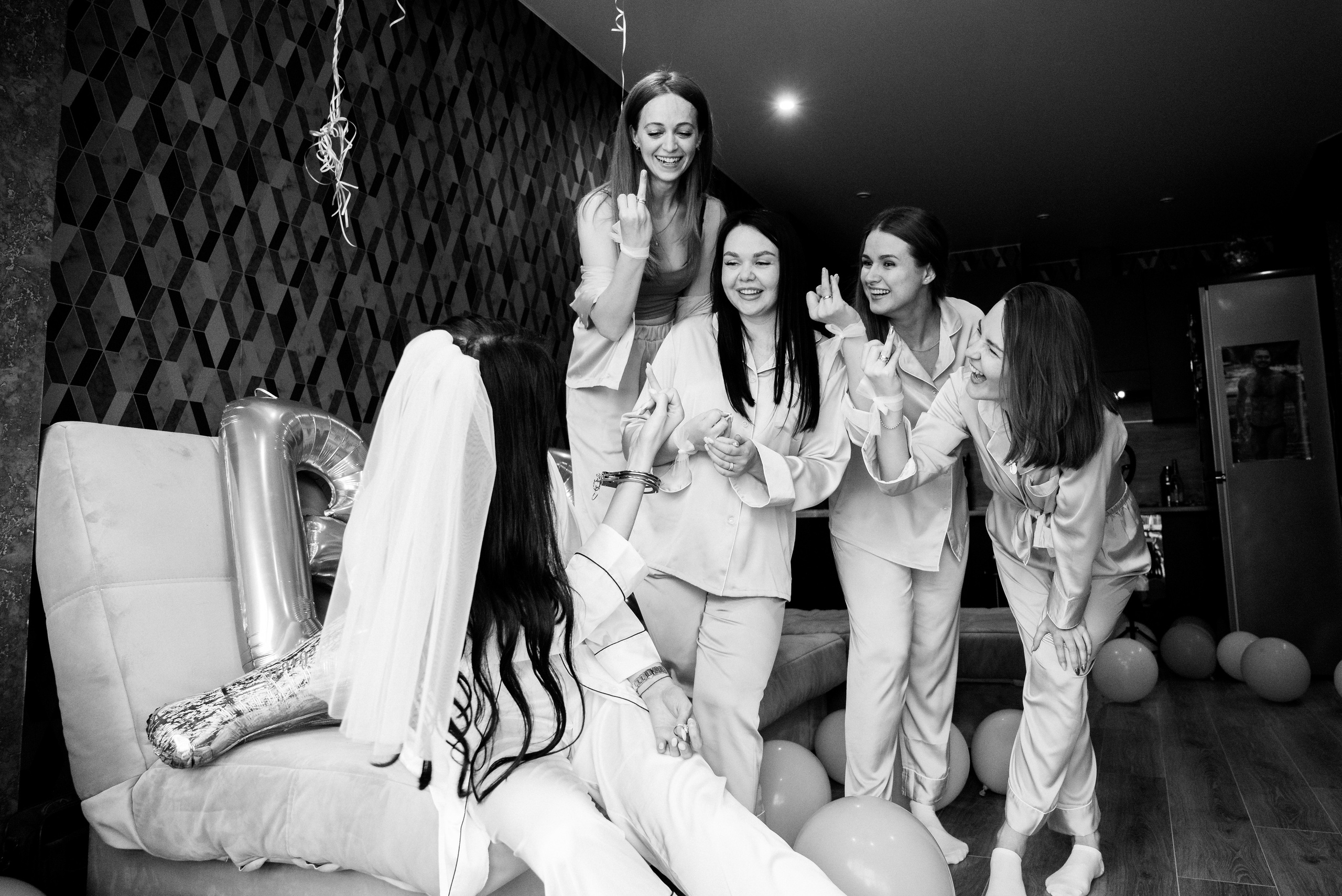 Девичник Юли. Свадебный и портретный фотограф в Липецке Юлия Свит