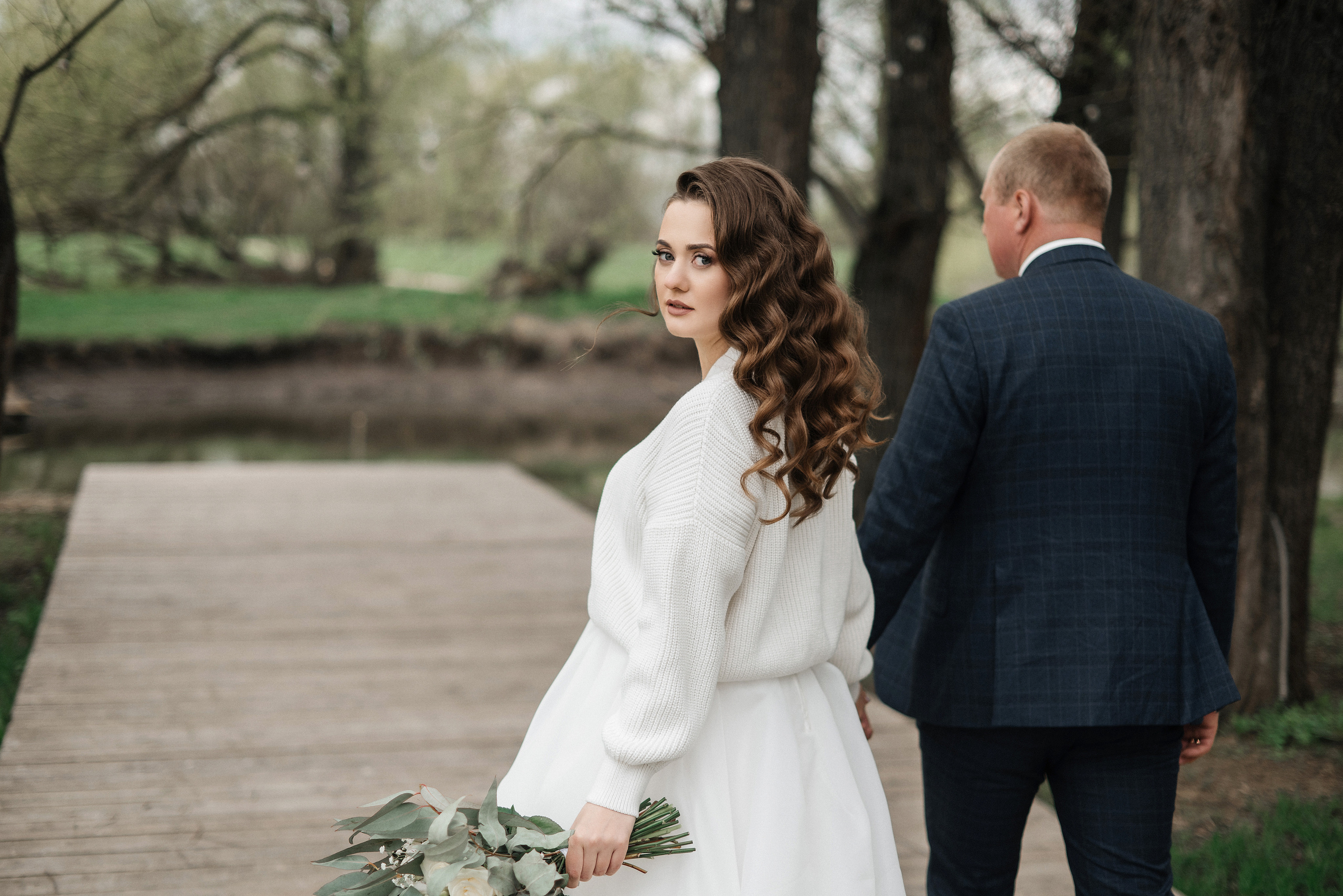 Лена и Серёжа (утро и прогулка в Скорняково). Свадебный и портретный фотограф в Липецке Юлия Свит