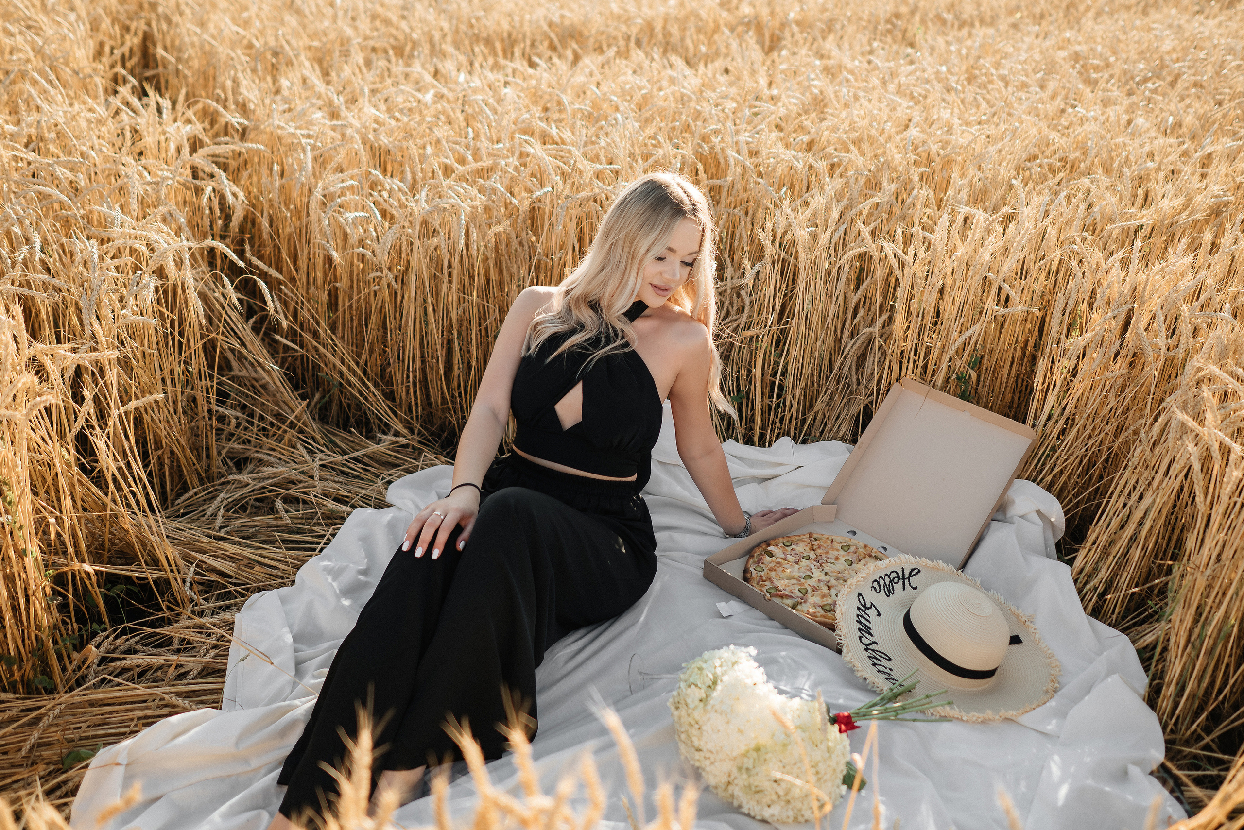 Поля в пшеничном поле. Свадебный и портретный фотограф в Липецке Юлия Свит