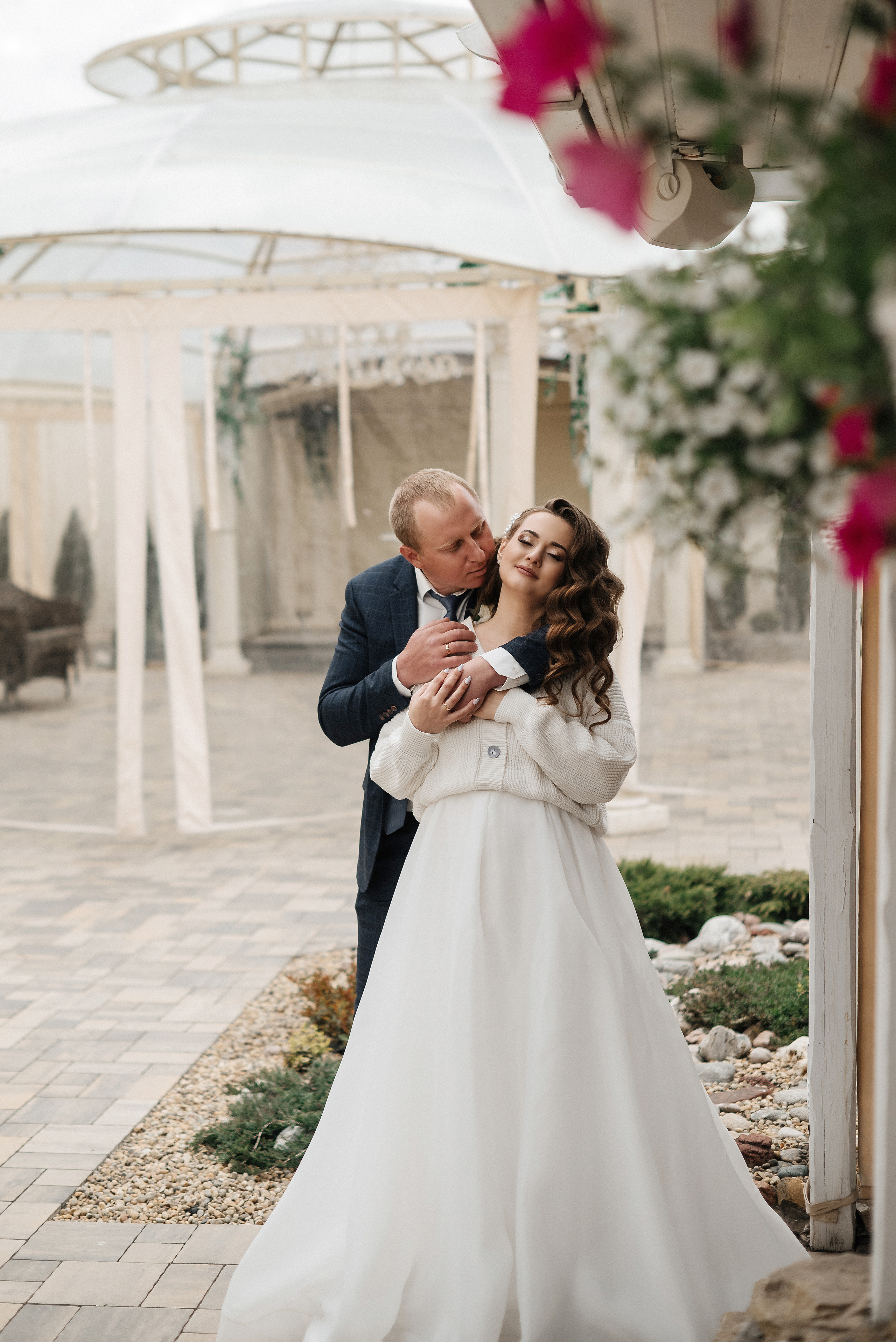 Лена и Серёжа (утро и прогулка в Скорняково). Свадебный и портретный фотограф в Липецке Юлия Свит