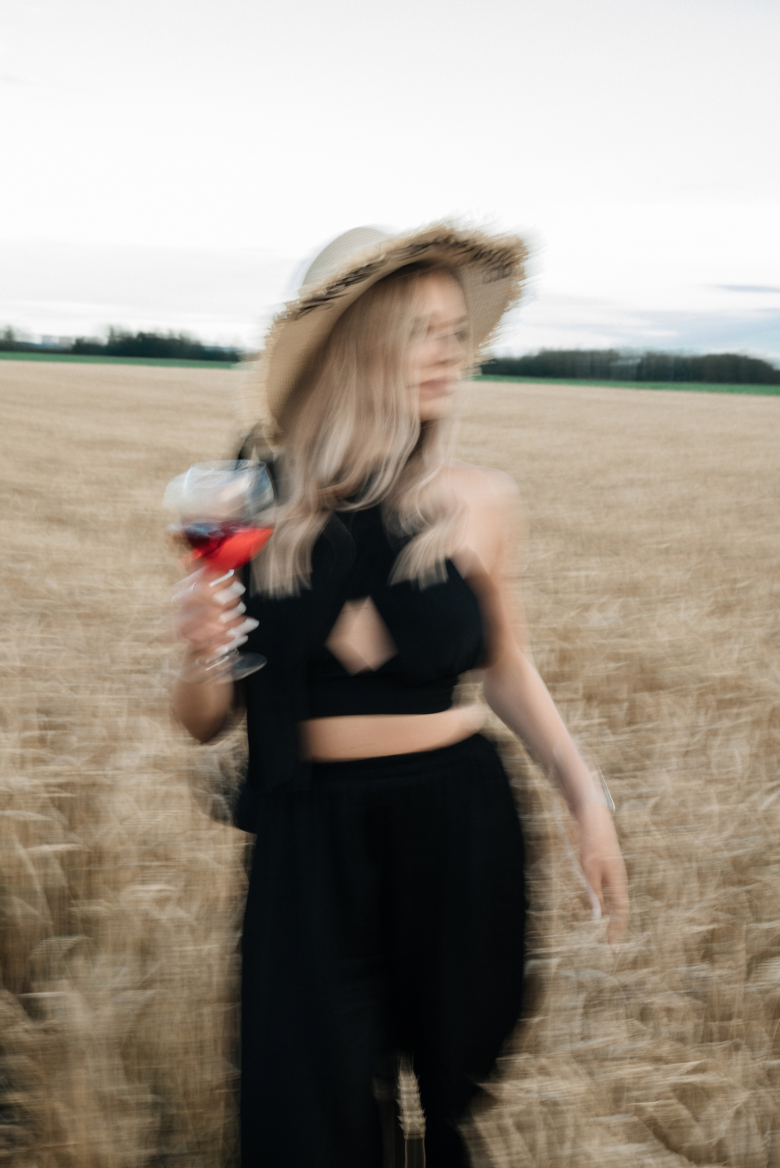 Поля в пшеничном поле. Свадебный и портретный фотограф в Липецке Юлия Свит