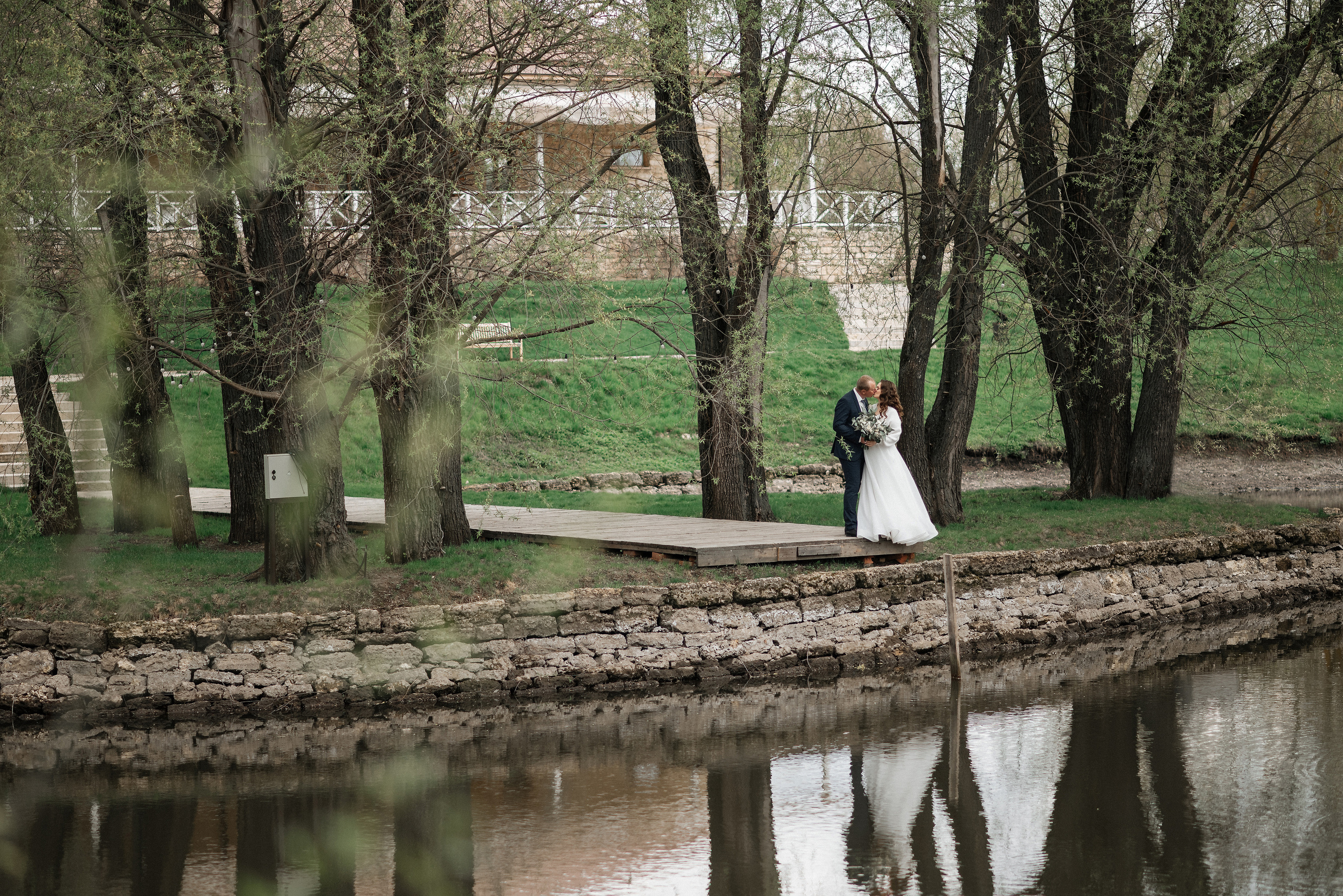 Лена и Серёжа (утро и прогулка в Скорняково). Свадебный и портретный фотограф в Липецке Юлия Свит