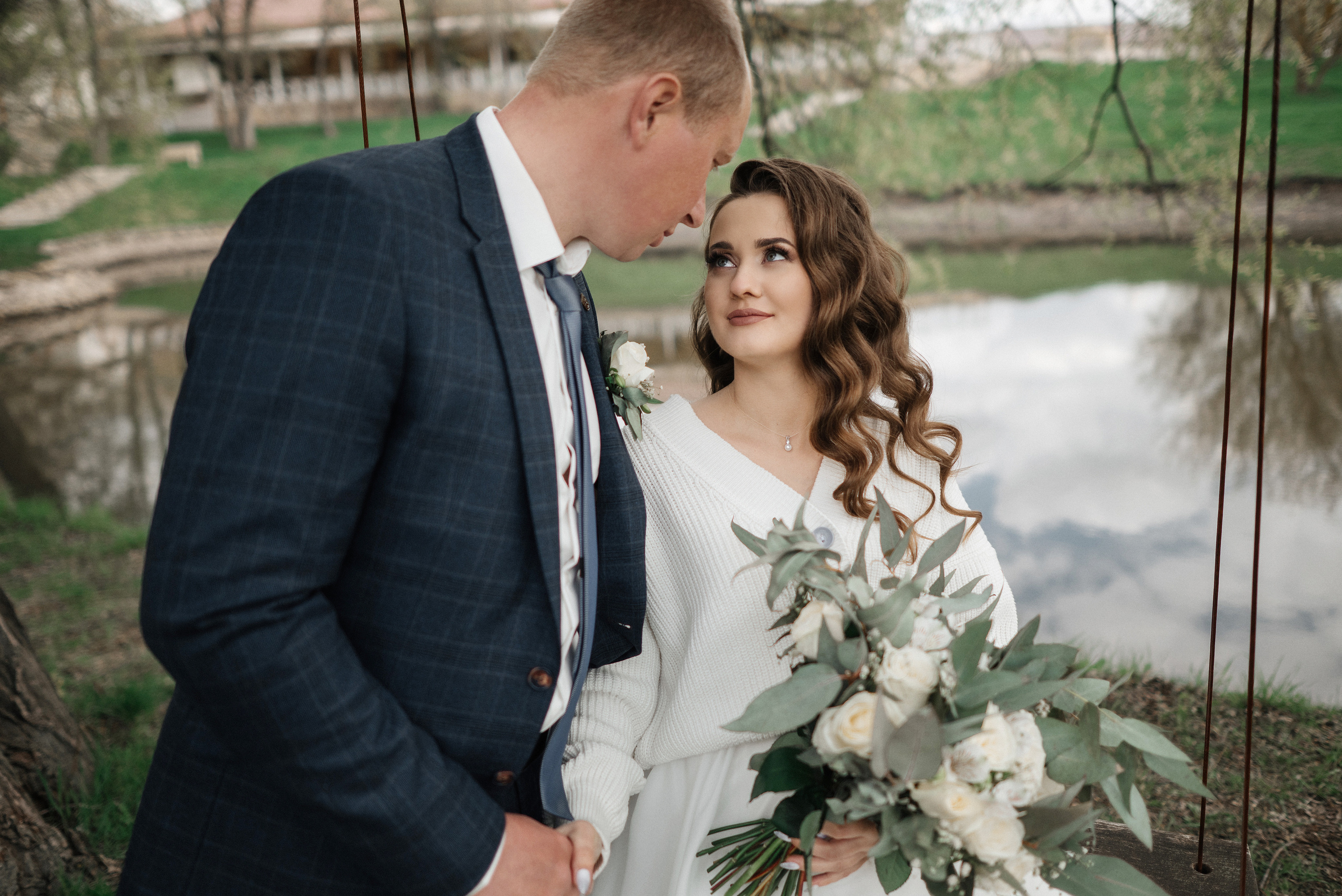 Лена и Серёжа (утро и прогулка в Скорняково). Свадебный и портретный фотограф в Липецке Юлия Свит