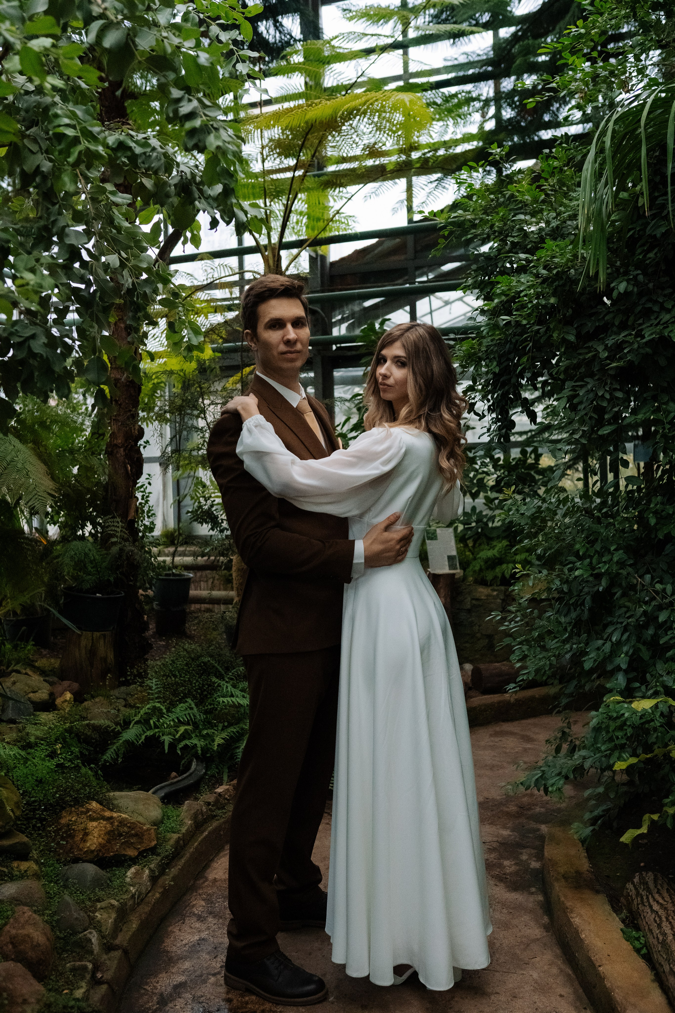 Свадебная фотосессия в оранжерее, Москва. Свадебный фотограф в Москве Анна Полушина